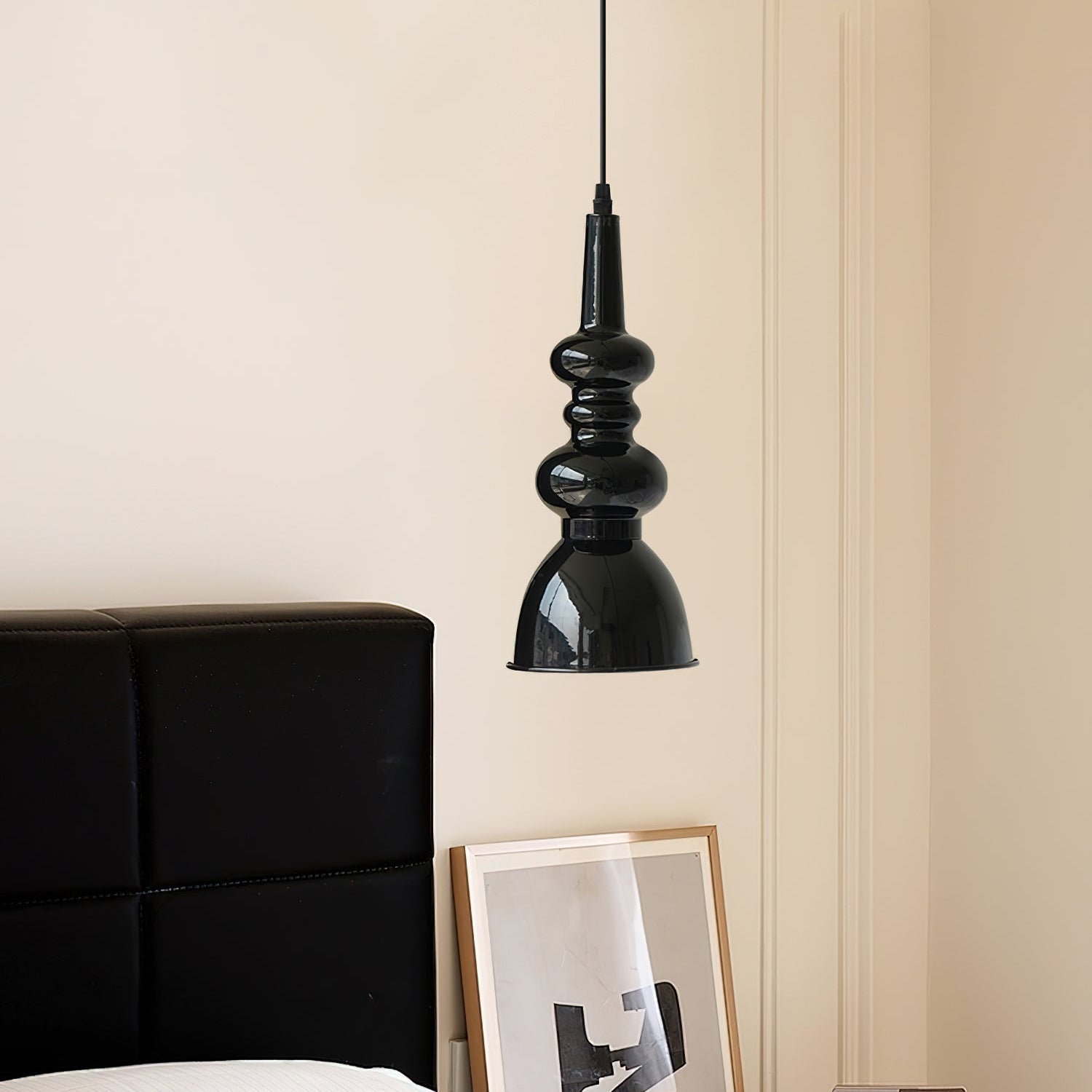 Svona Pendant Light