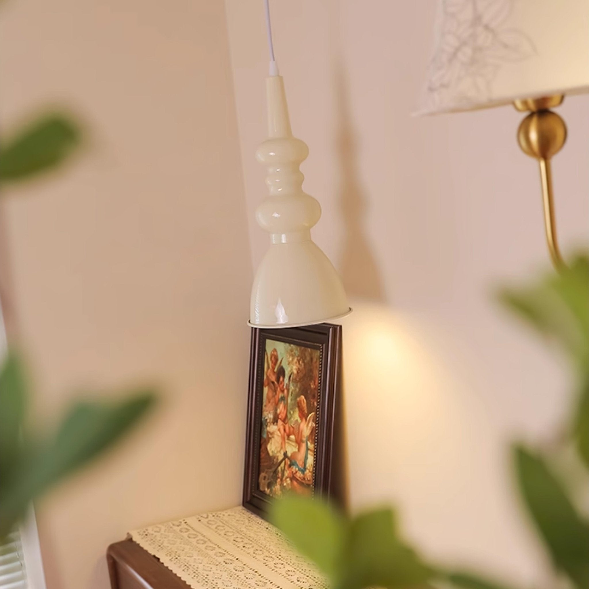 Svona Pendant Light