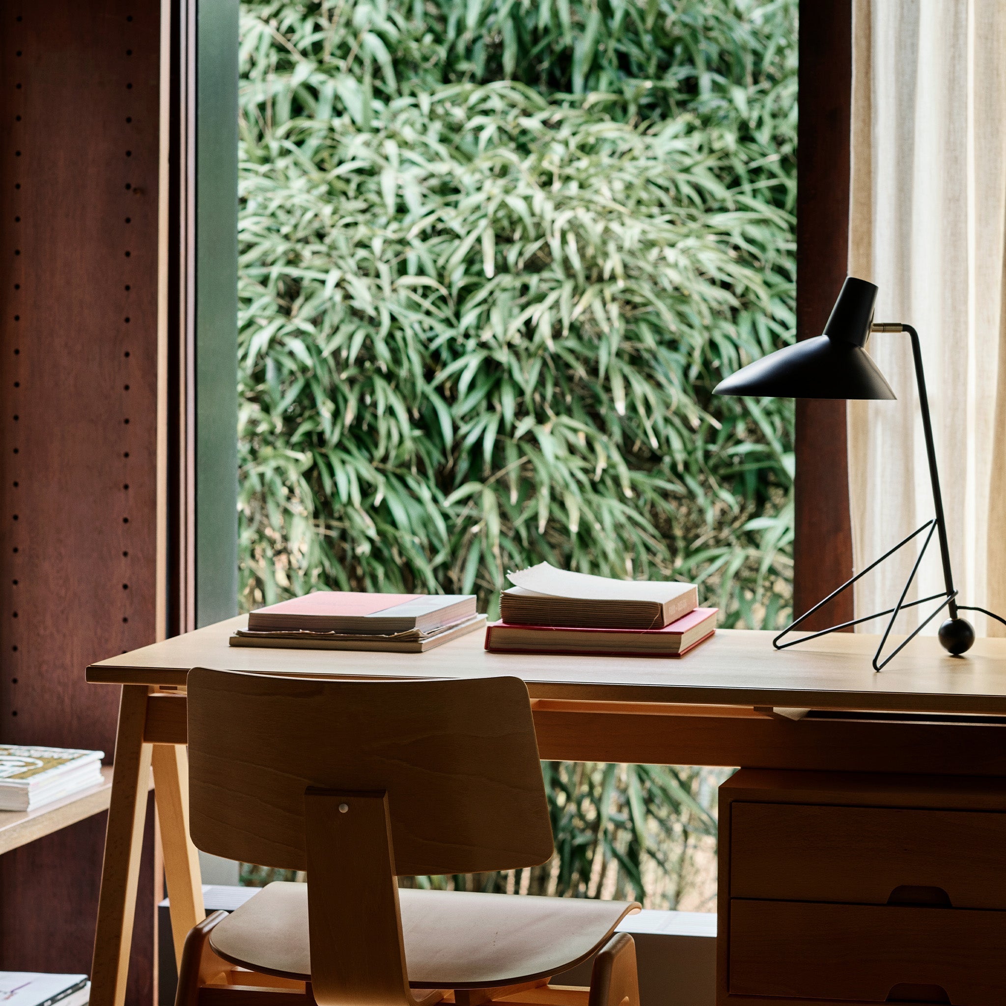 Norelte Table Lamp