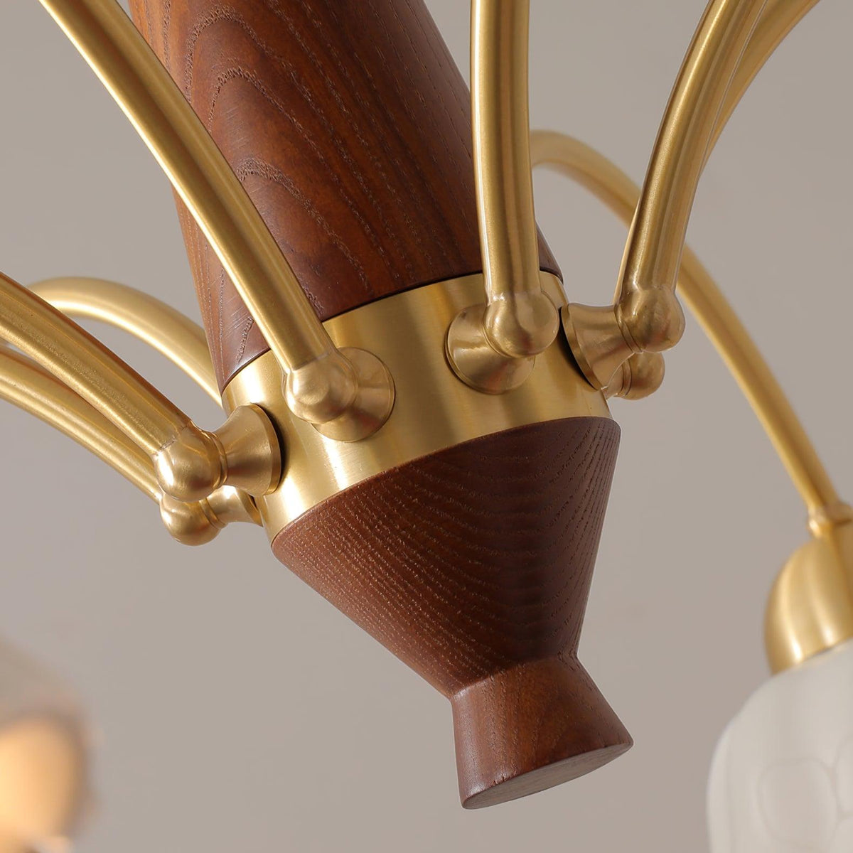 Orinarar Chandelier