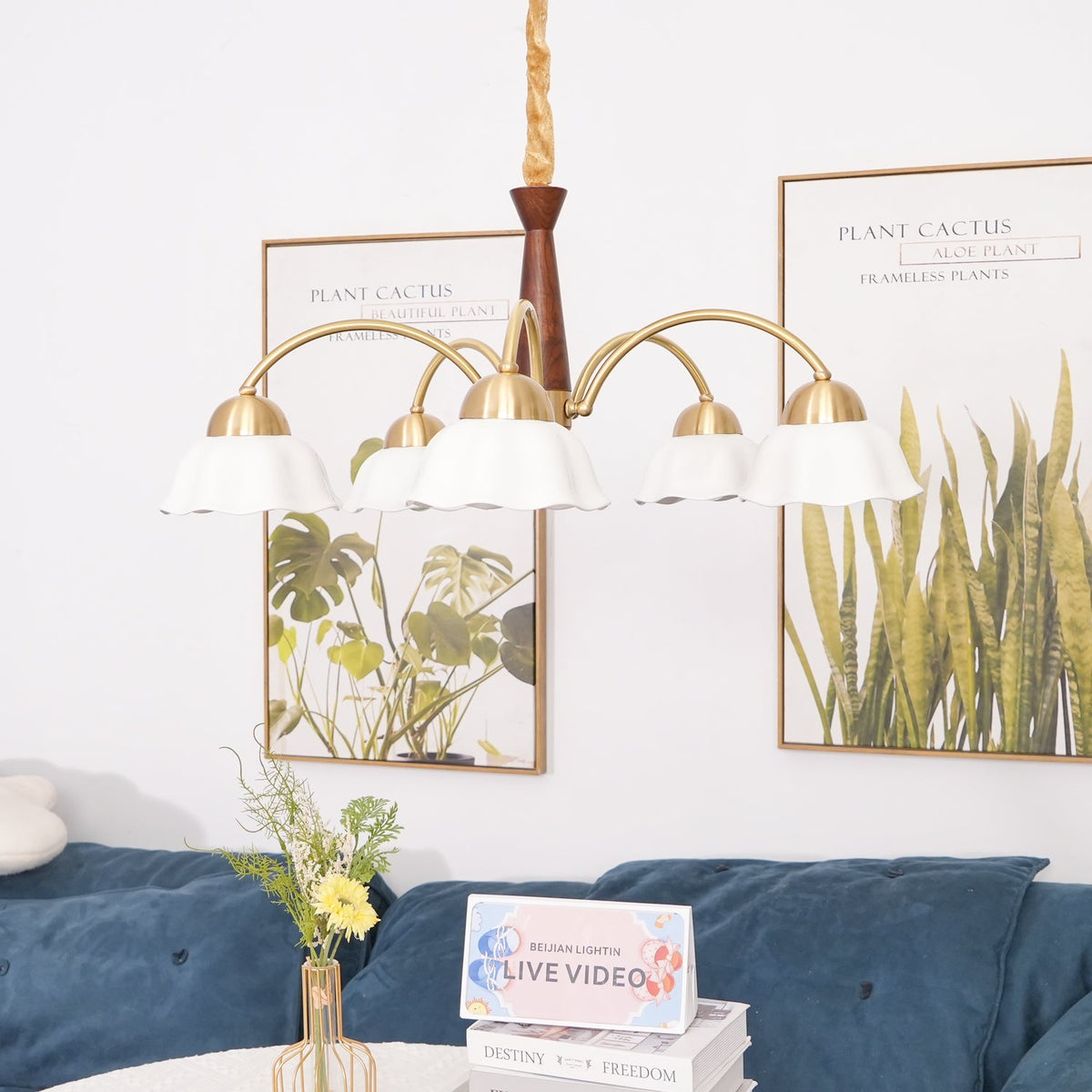 Orinarar Chandelier