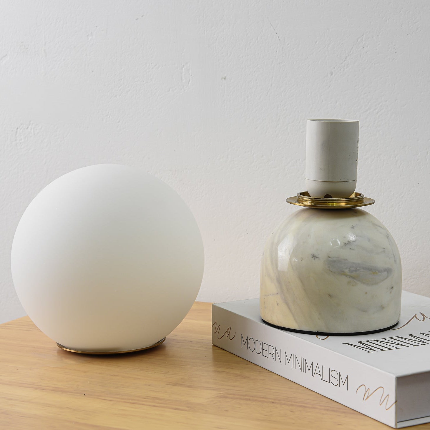Corvesso Table Lamp