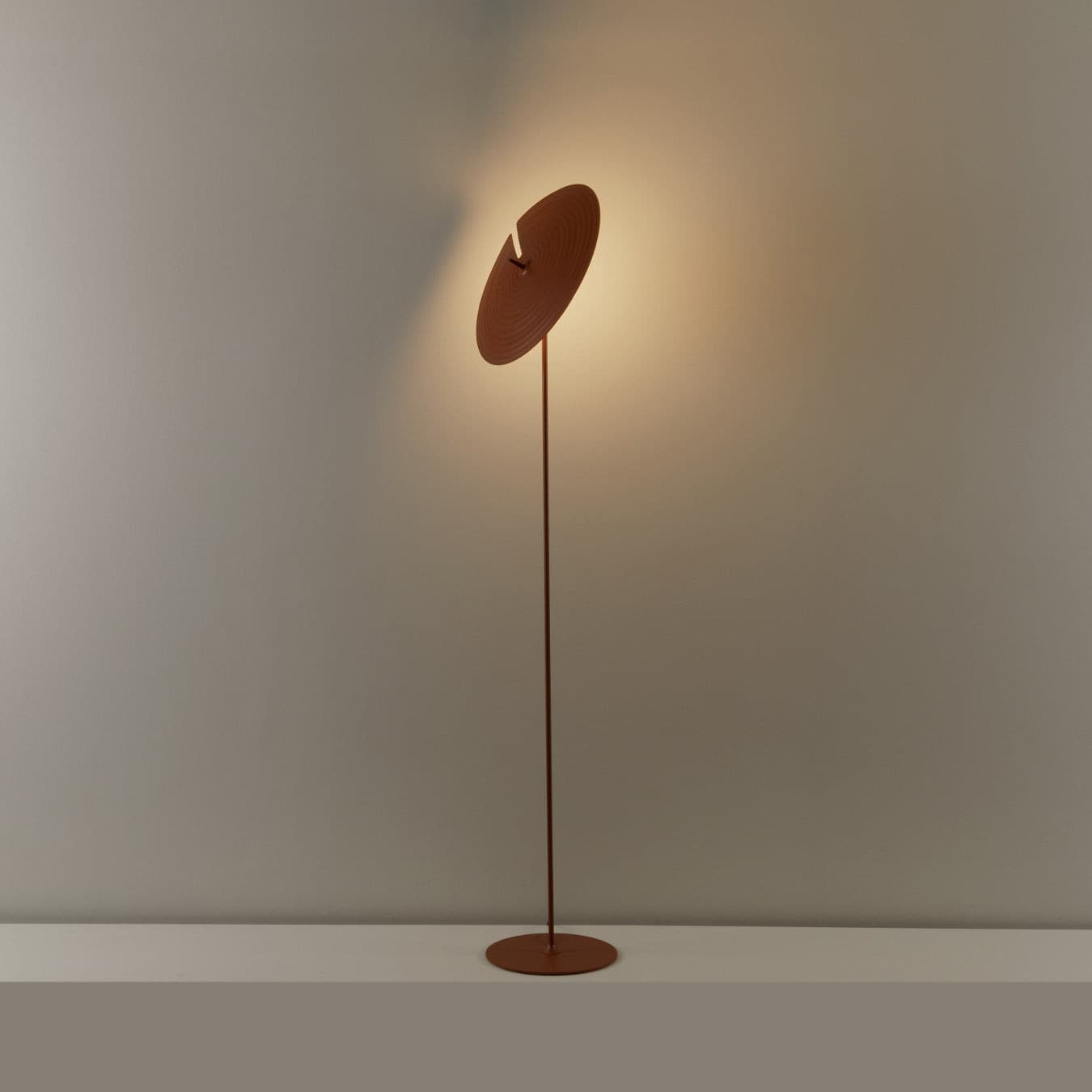 Mezon Floor Lamp
