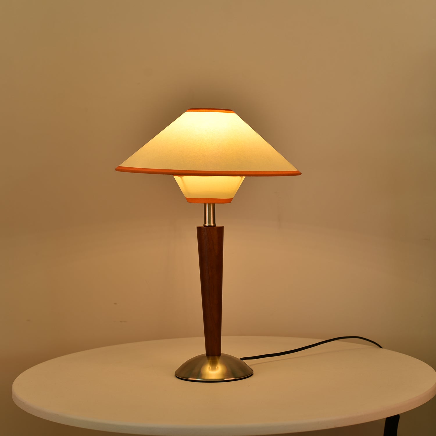 Nalira Table Lamp