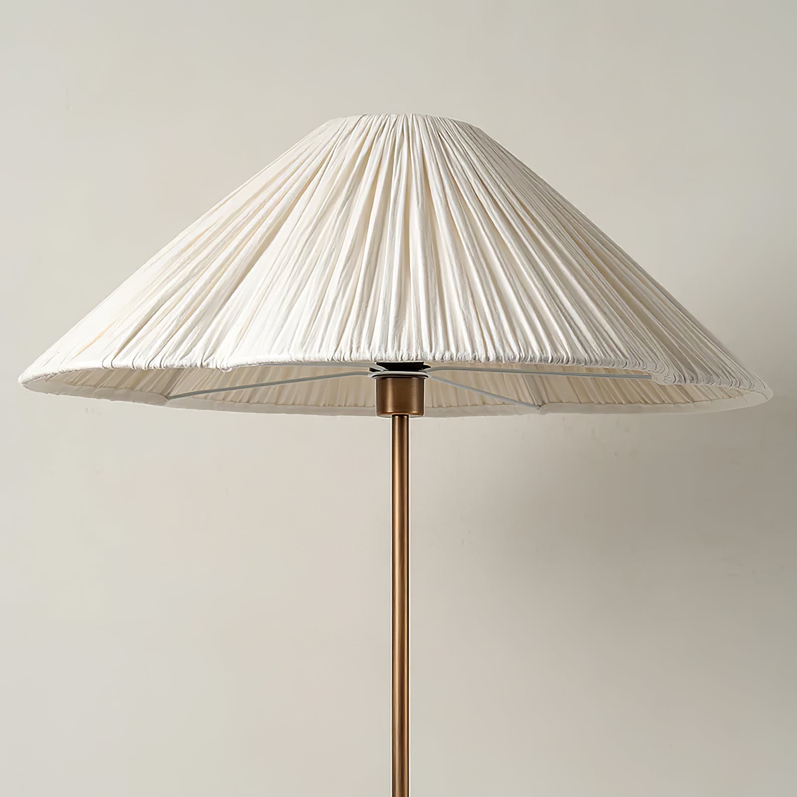 Tamisu Floor Lamp