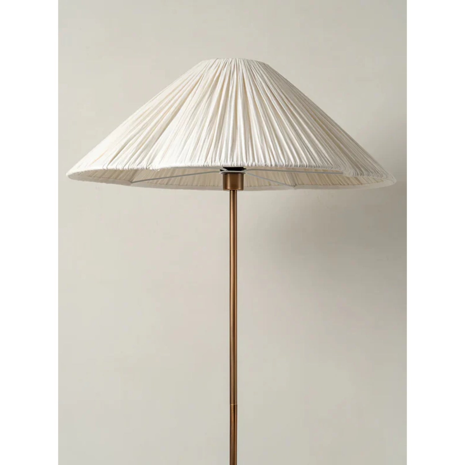 Tamisu Floor Lamp
