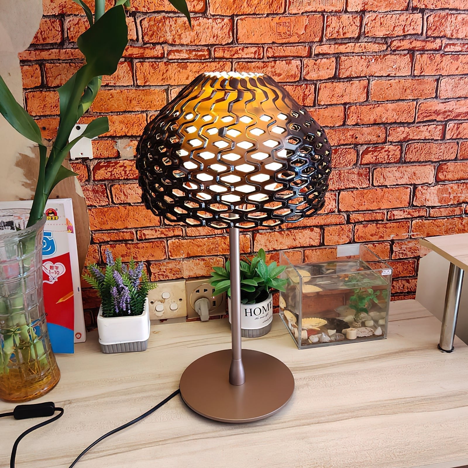 Aremillo Table Lamp