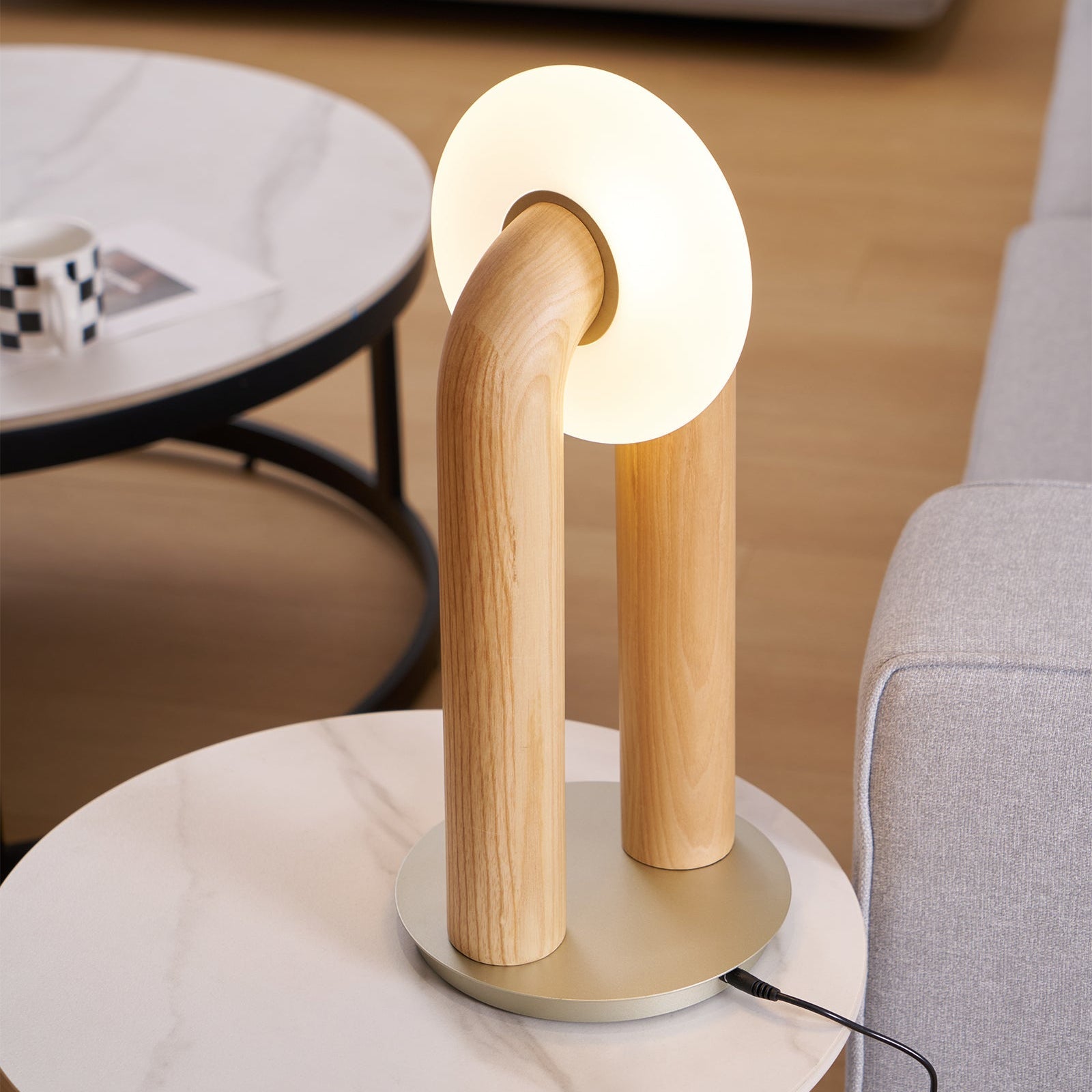 Disc Wooden Table Lamp