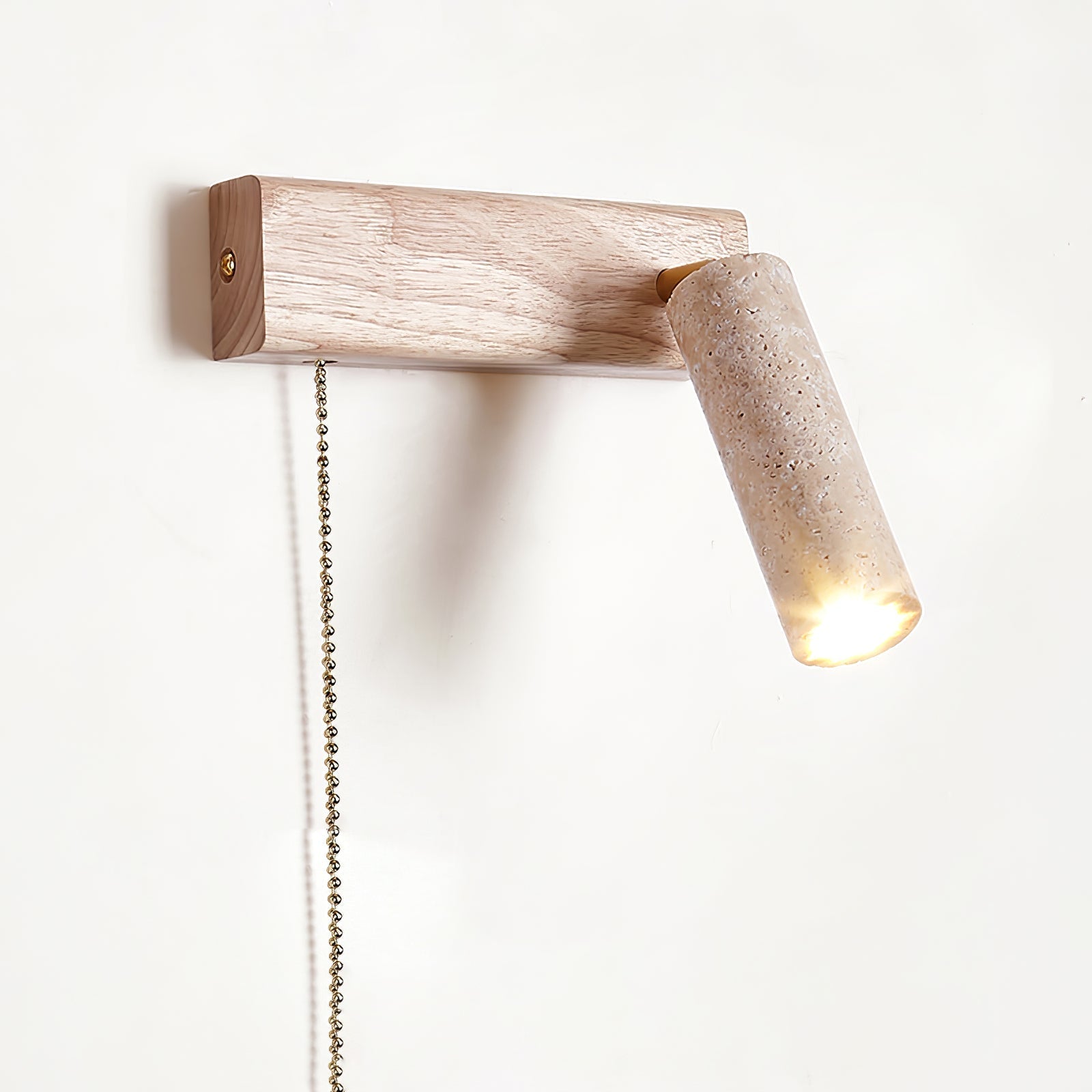 Bemaes Wall Light