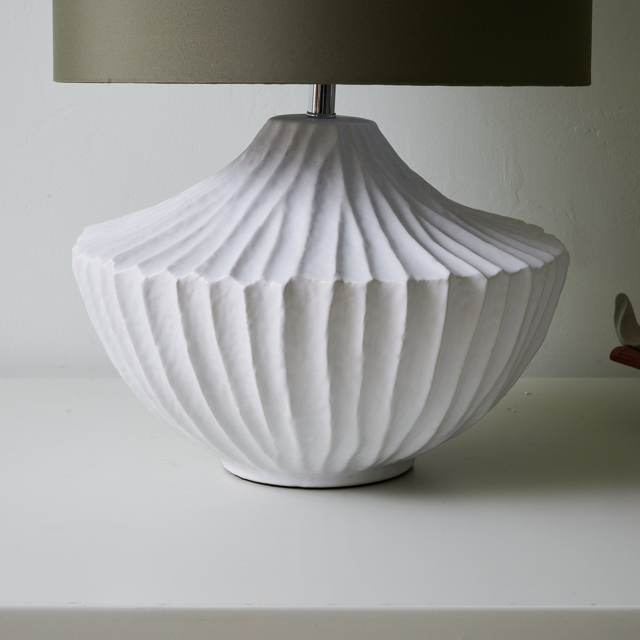 Teshom Table Lamp