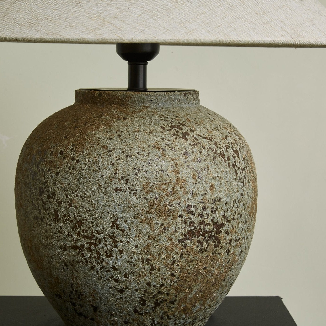 Vesomel Table Lamp