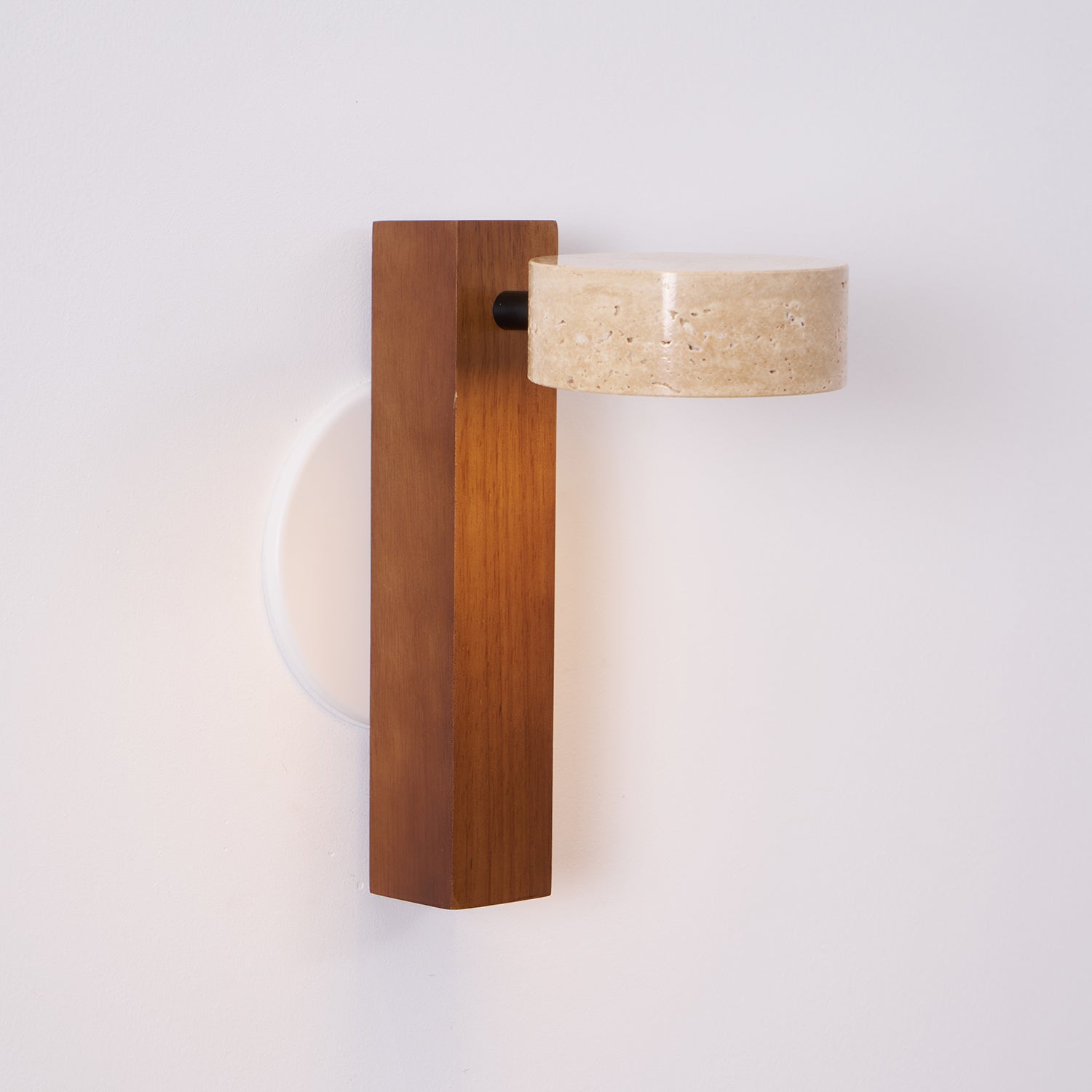 Molevi Wall Light