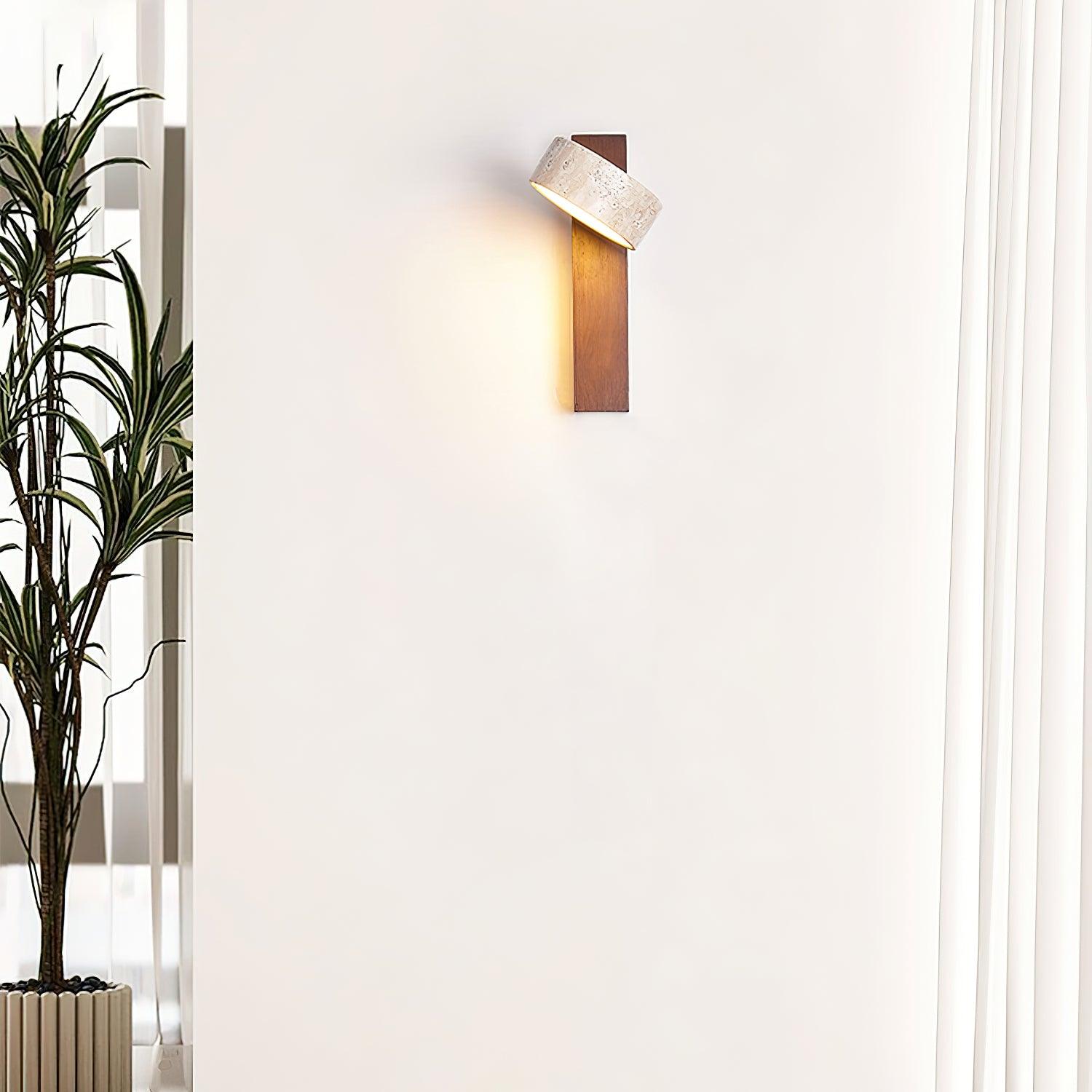 Molevi Wall Light