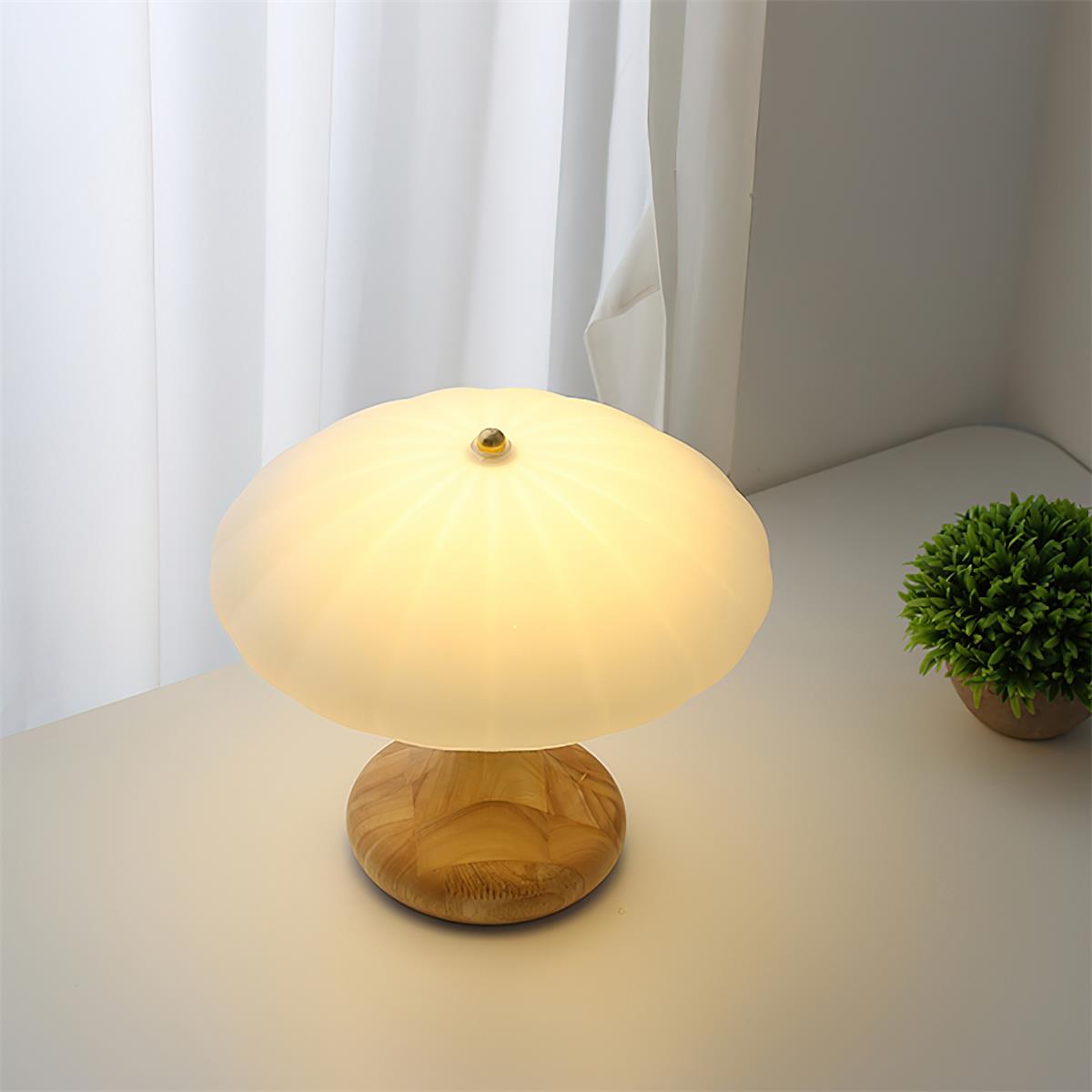 Thaleza Table Lamp