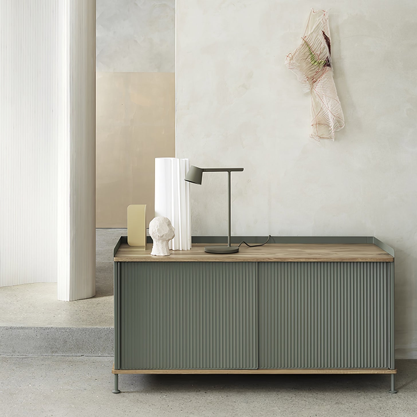 Contiz Table Lamp
