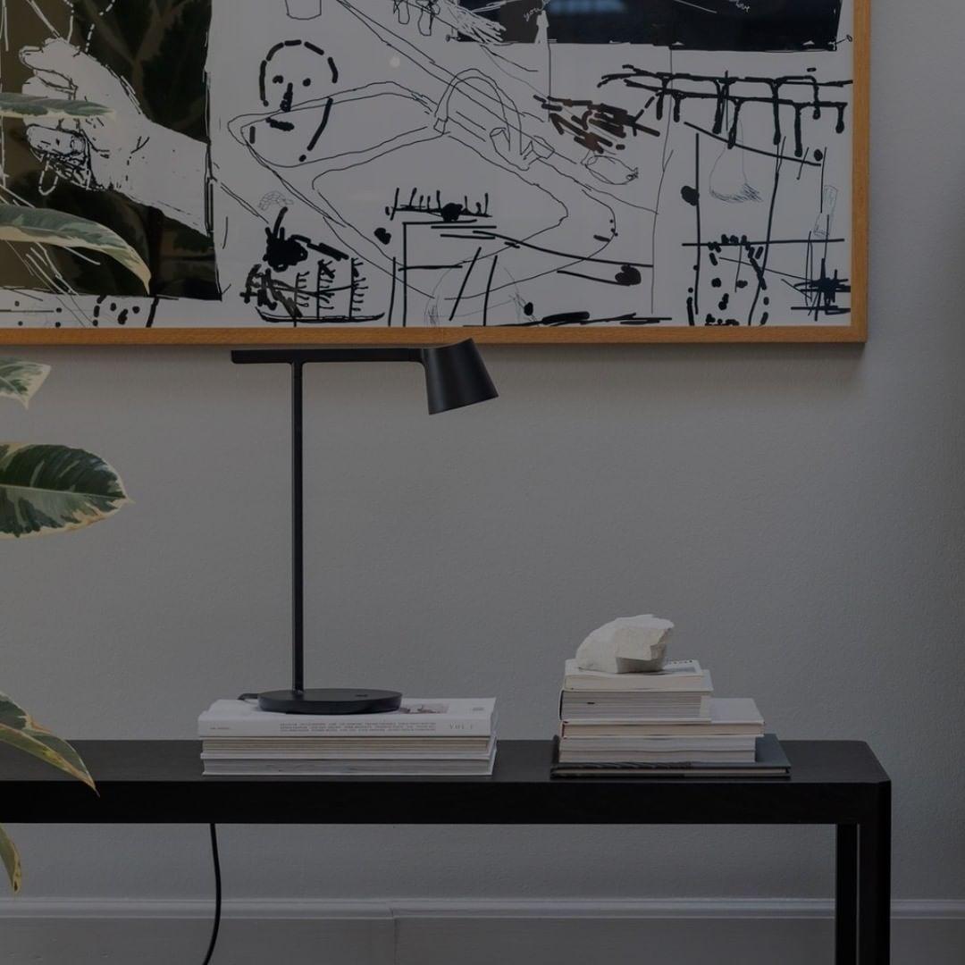 Contiz Table Lamp