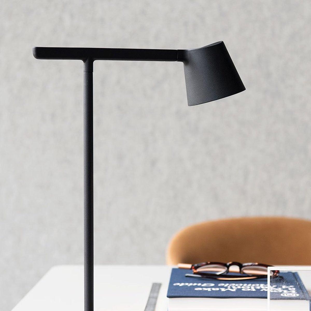 Contiz Table Lamp