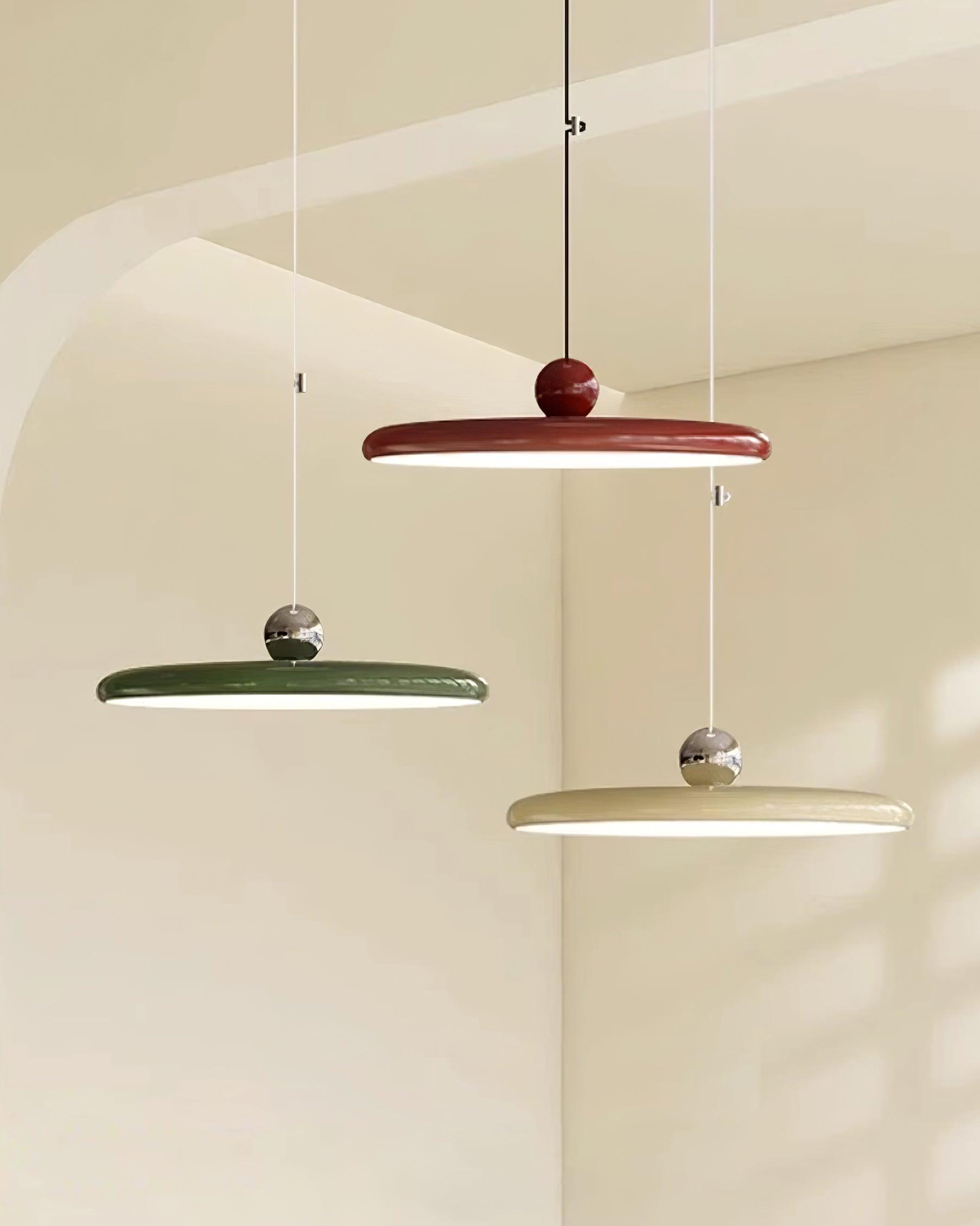 Oakalas Pendant Light