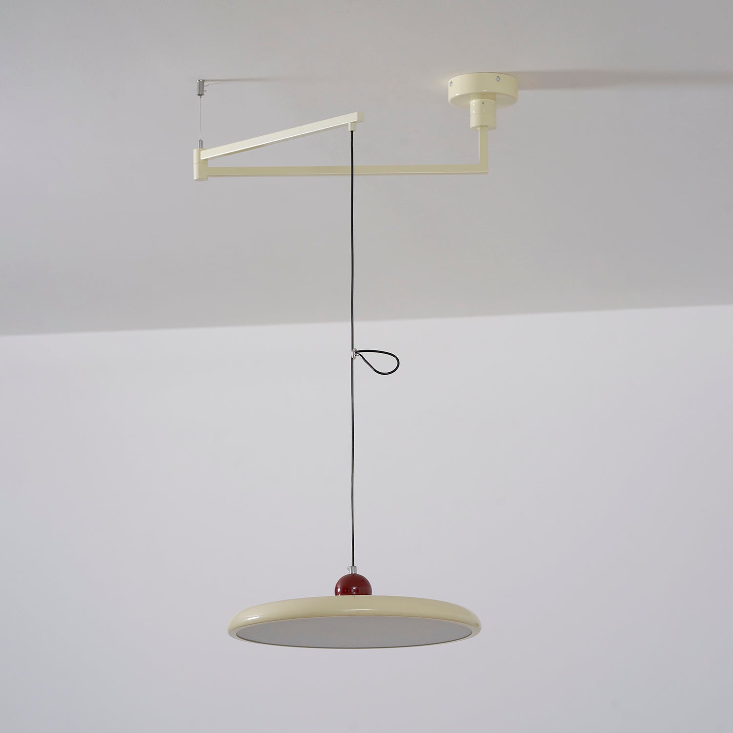 Oakalas Pendant Light