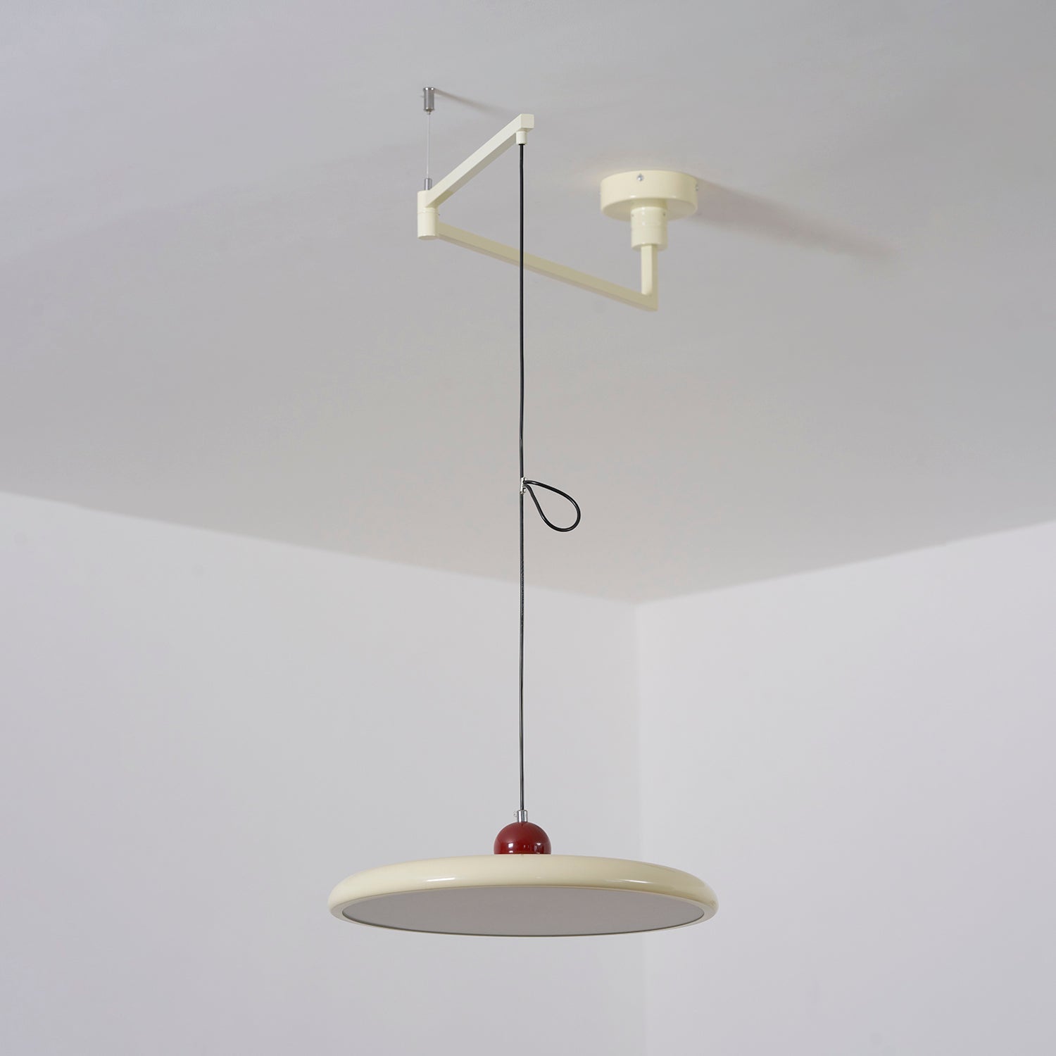 Oakalas Pendant Light