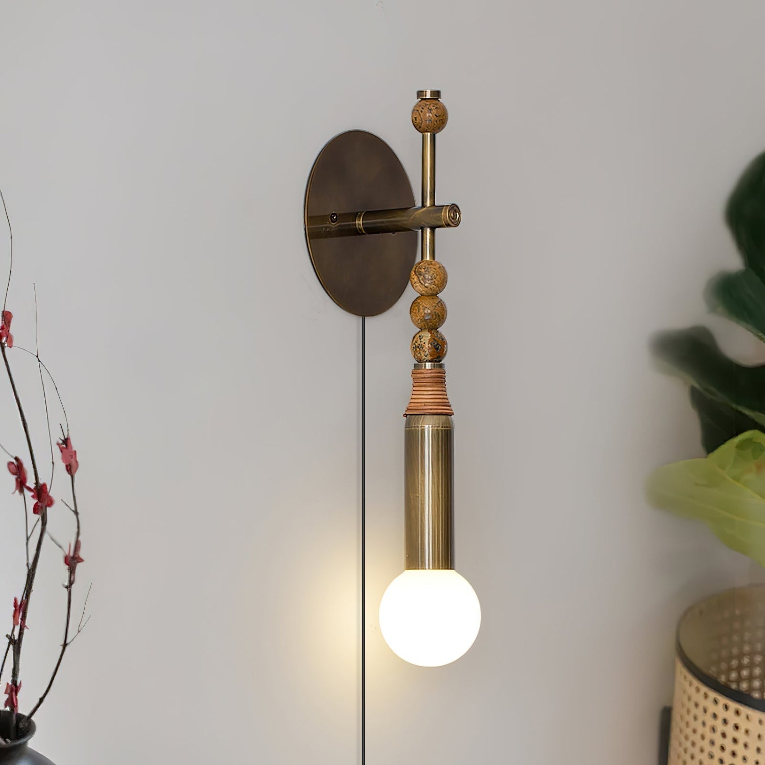 Toamen Wall Light With Plug
