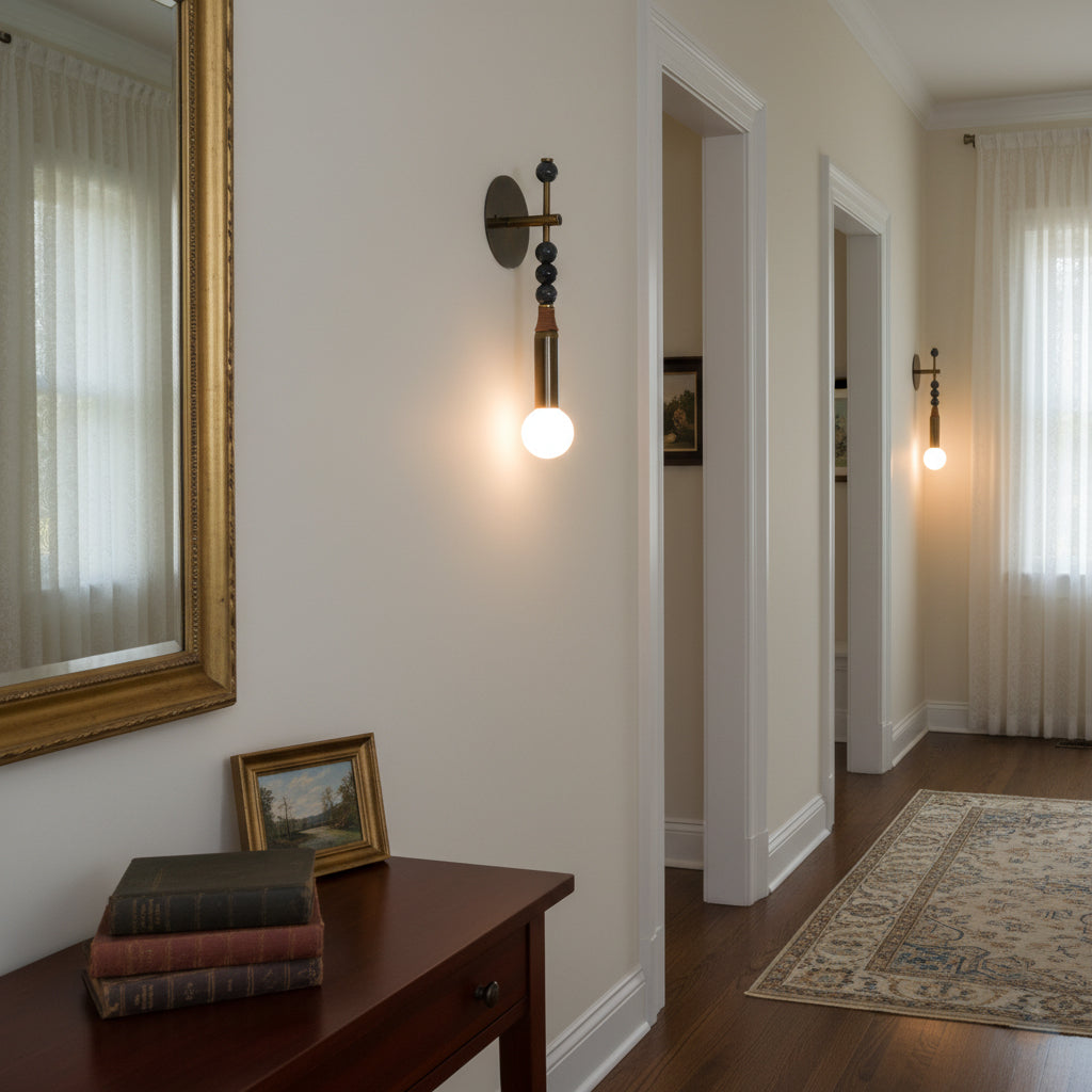 Yaror Wall Light