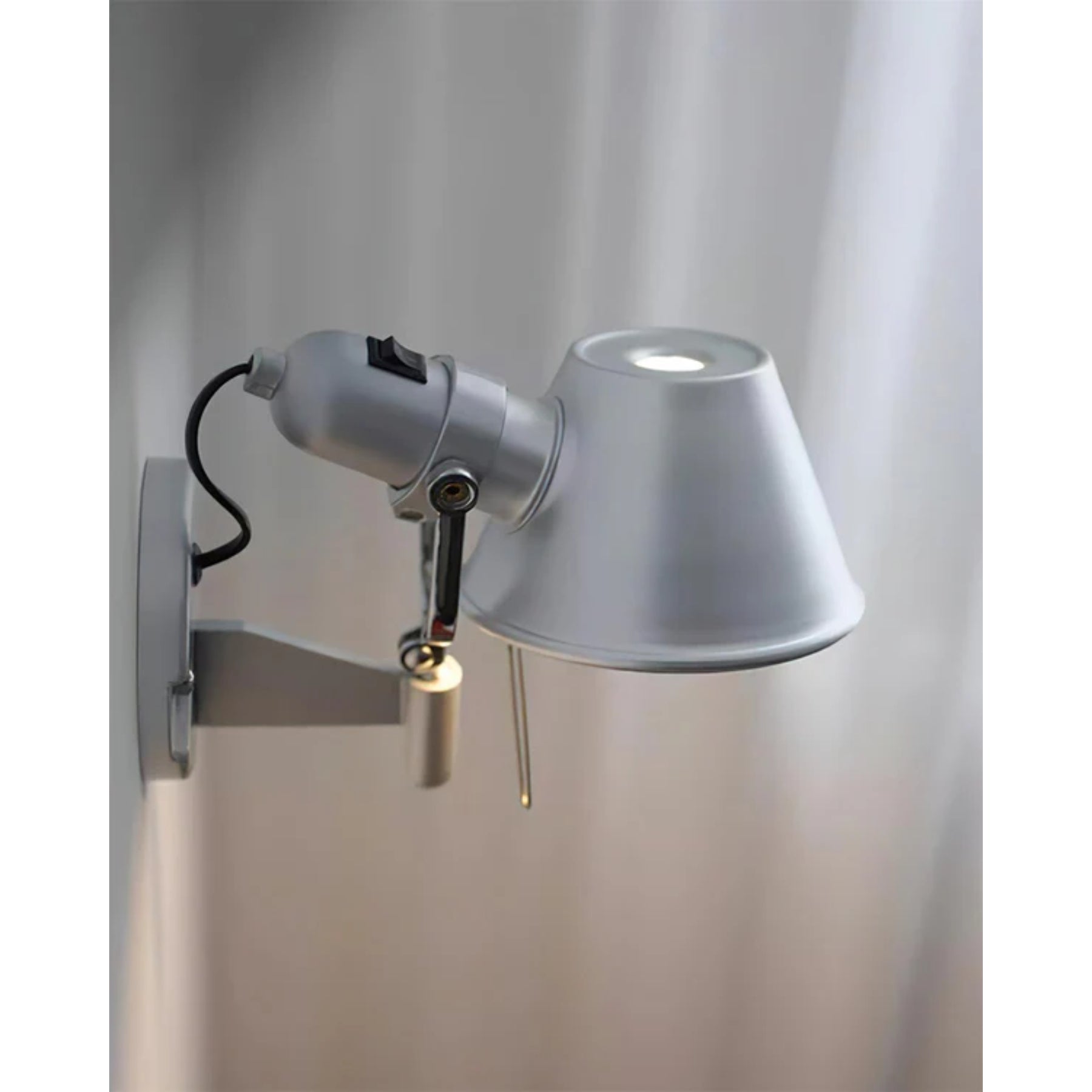 Tolemeo Wall Light