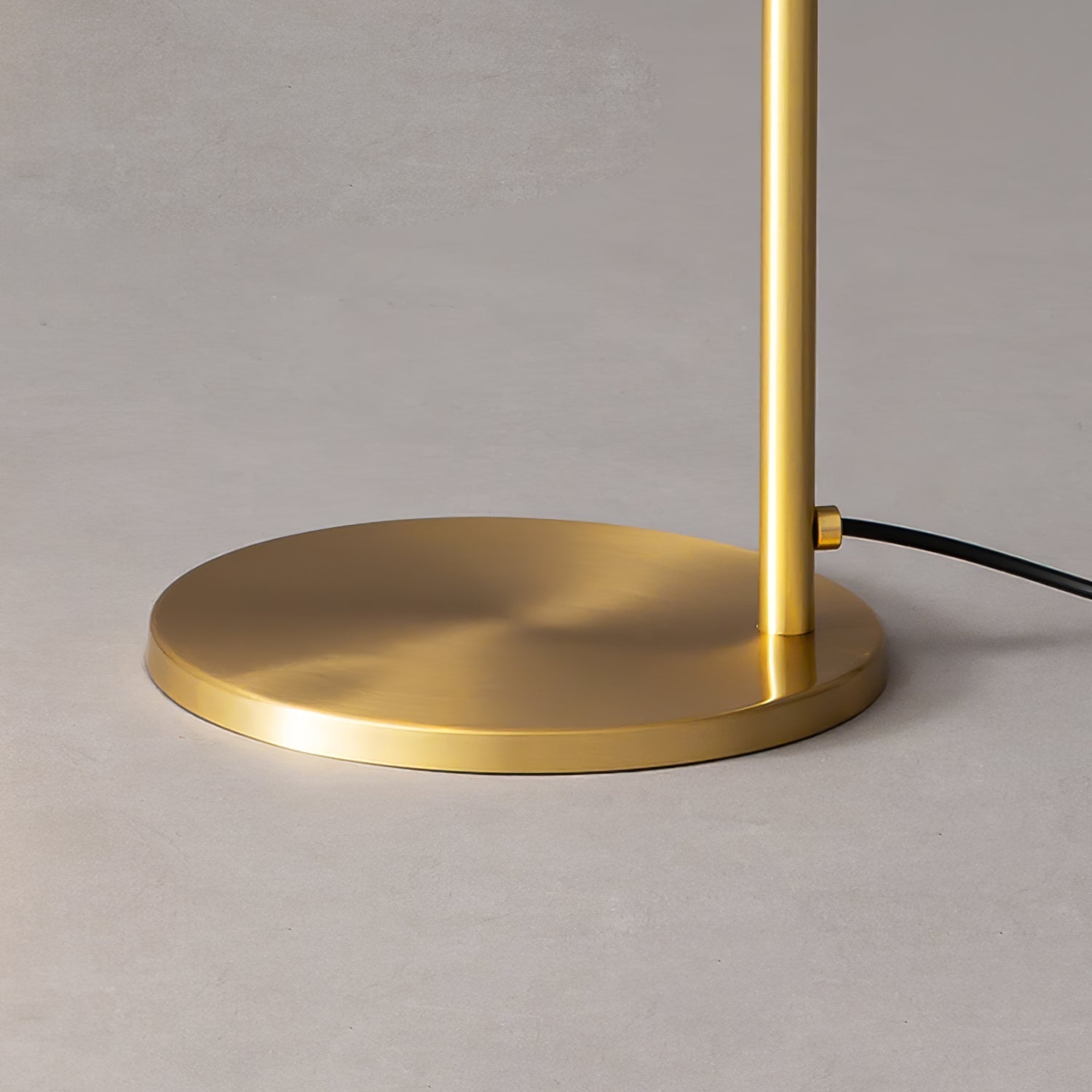 Zelvano Table Lamp