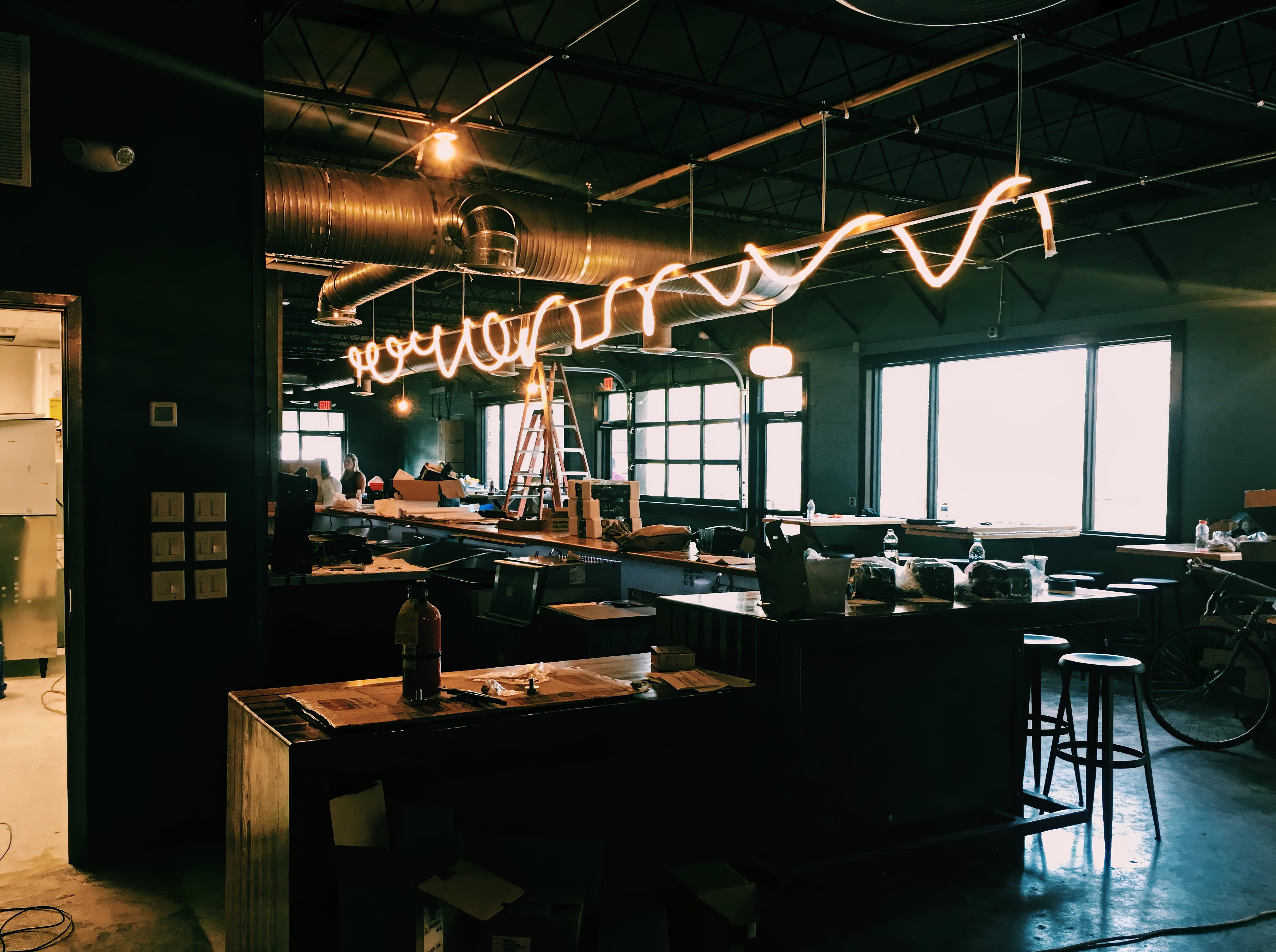 Vellre Flexible Pendant Light
