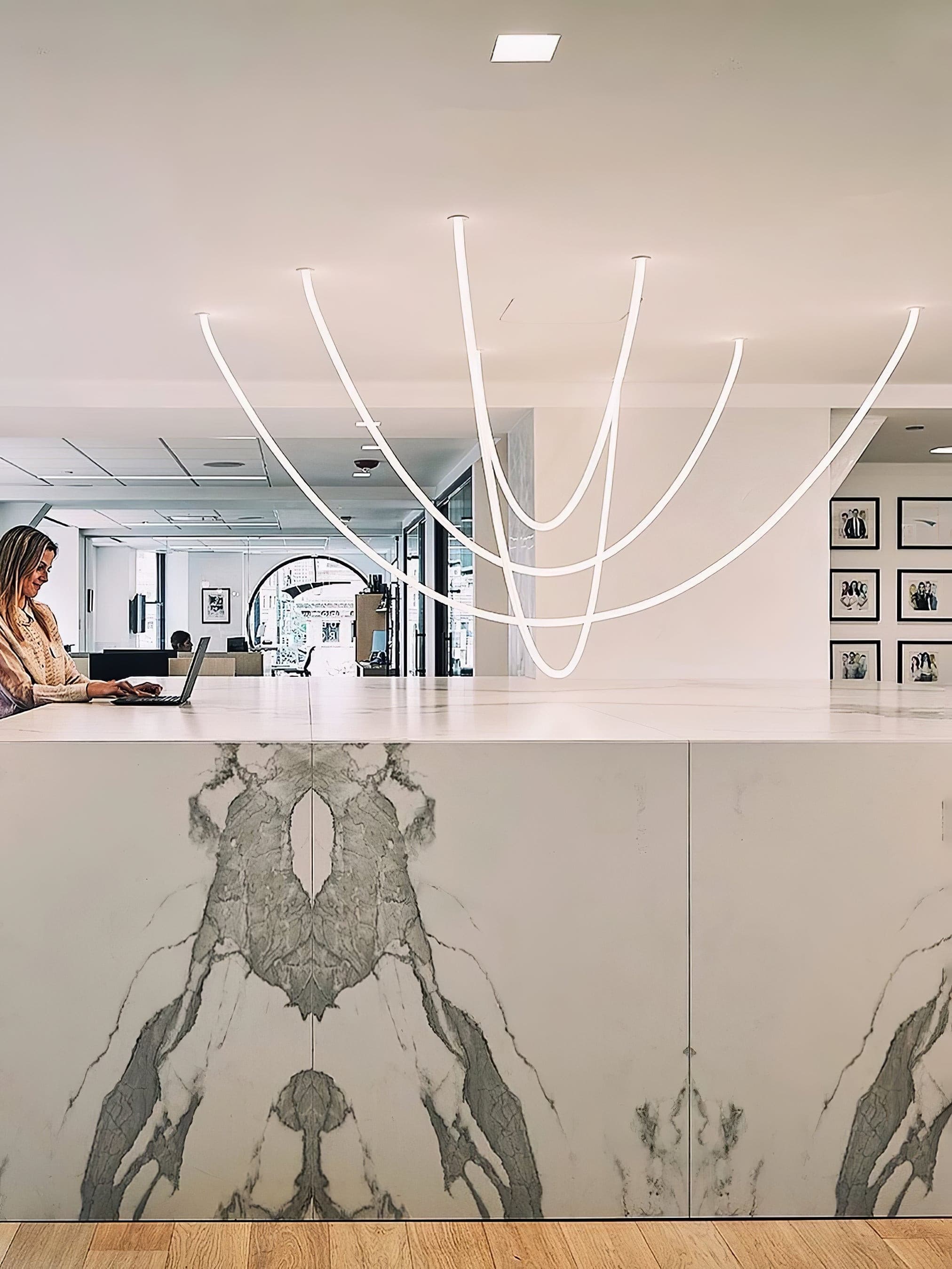 Vellre Flexible Pendant Light