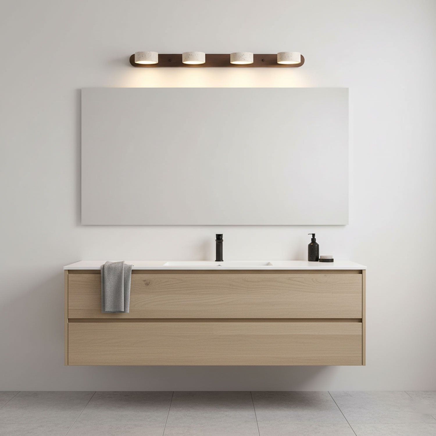 Thelton Modern Wall Light