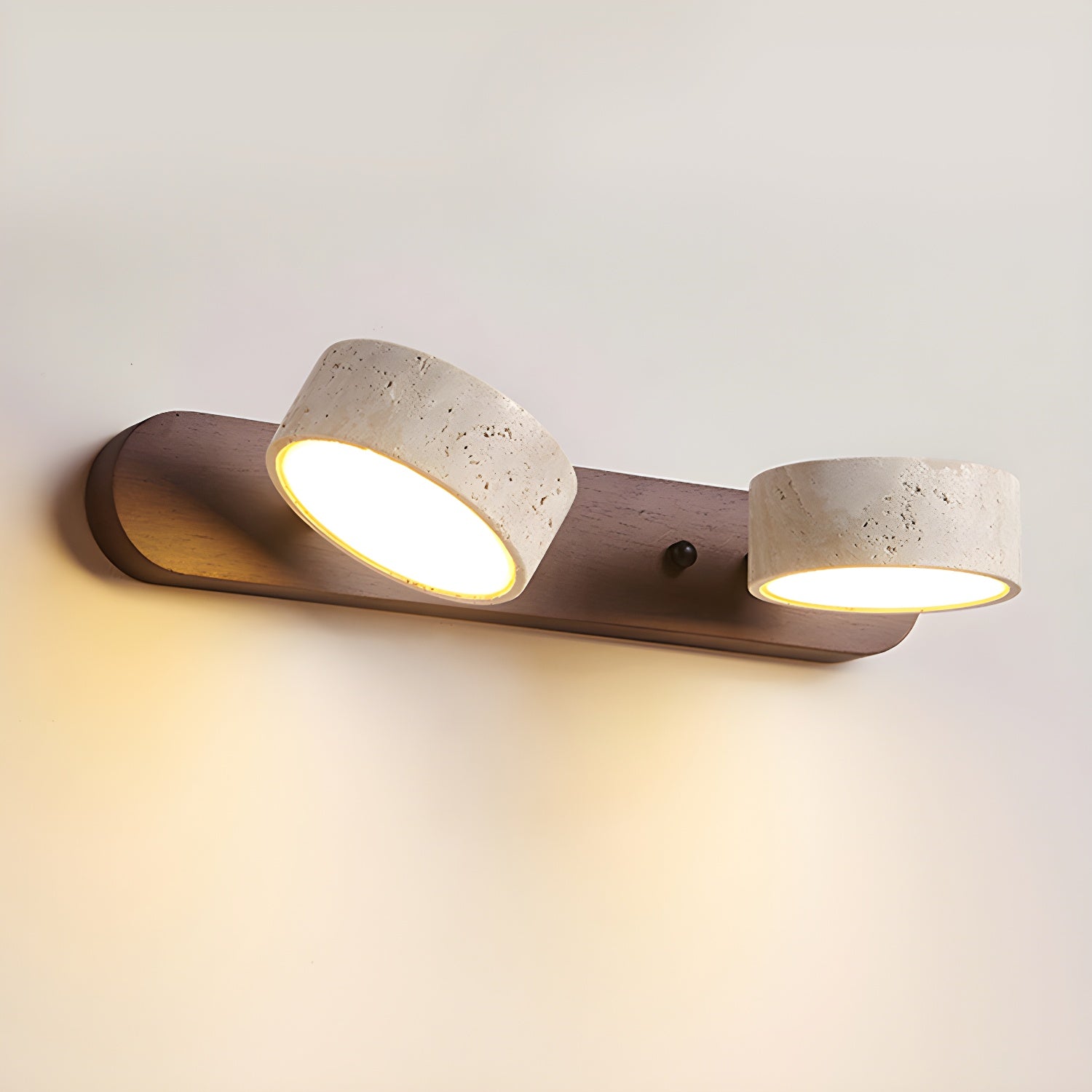 Thelton Modern Wall Light