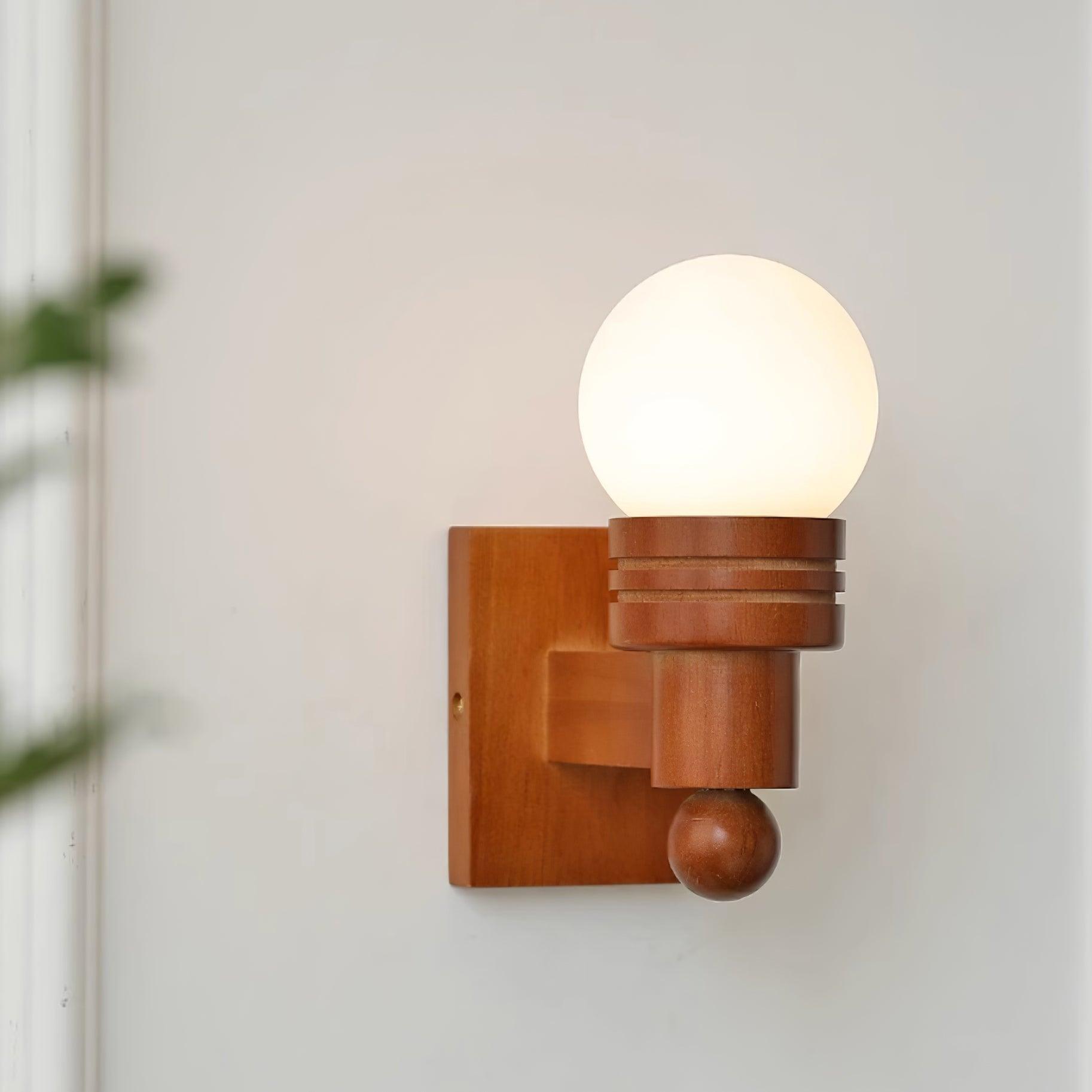 Bralvon Wall Light