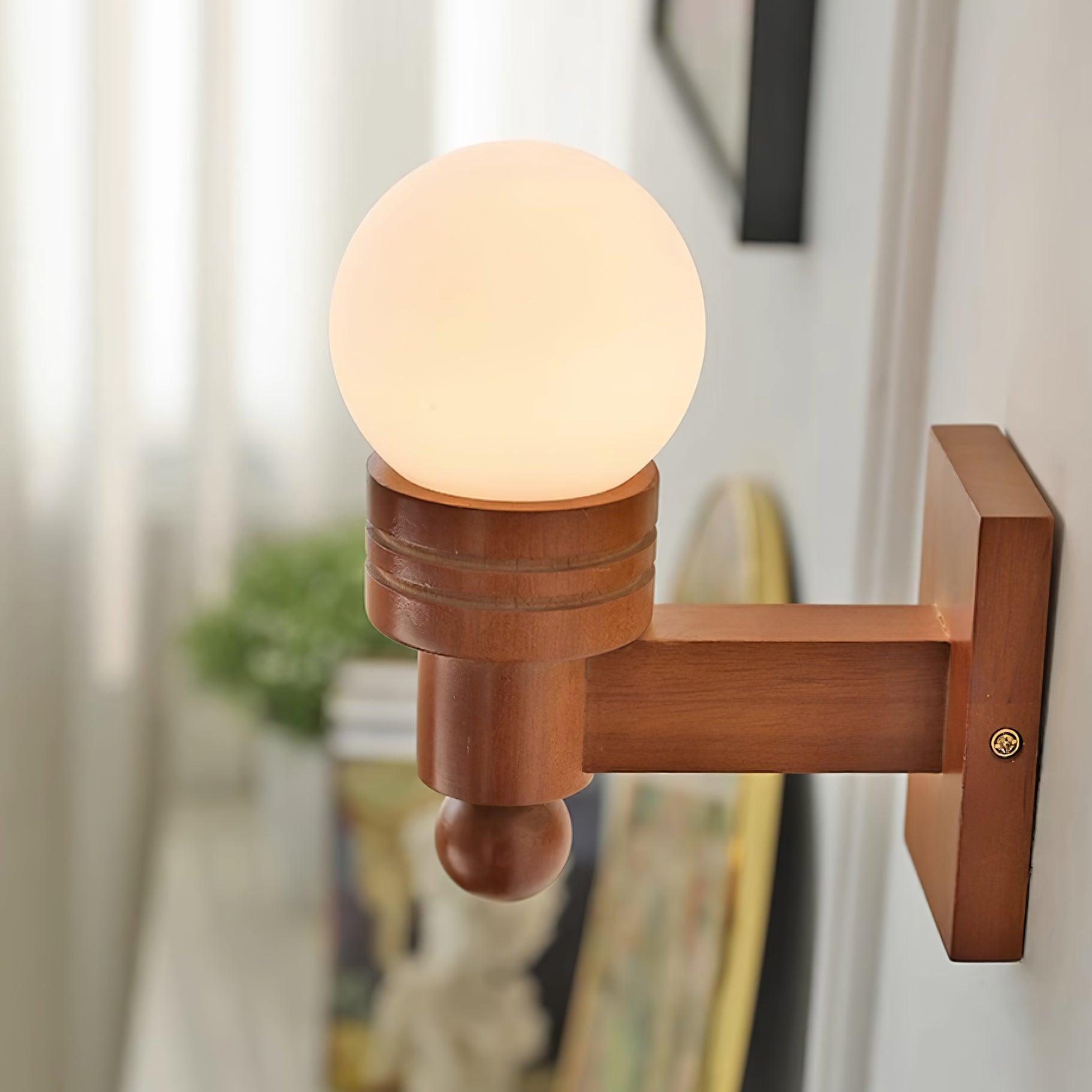 Bralvon Wall Light