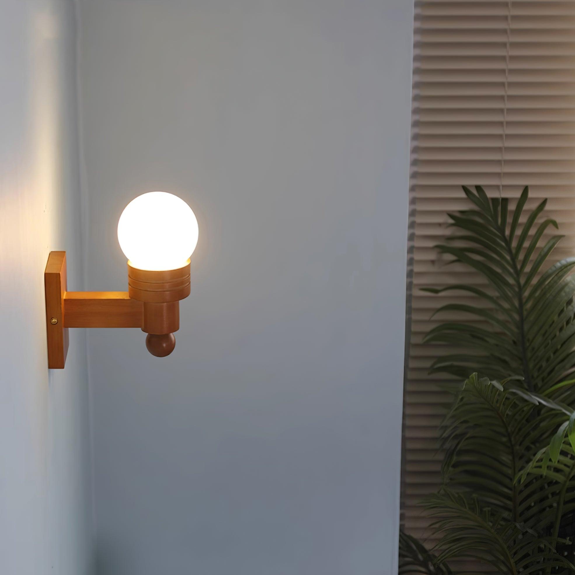 Bralvon Wall Light