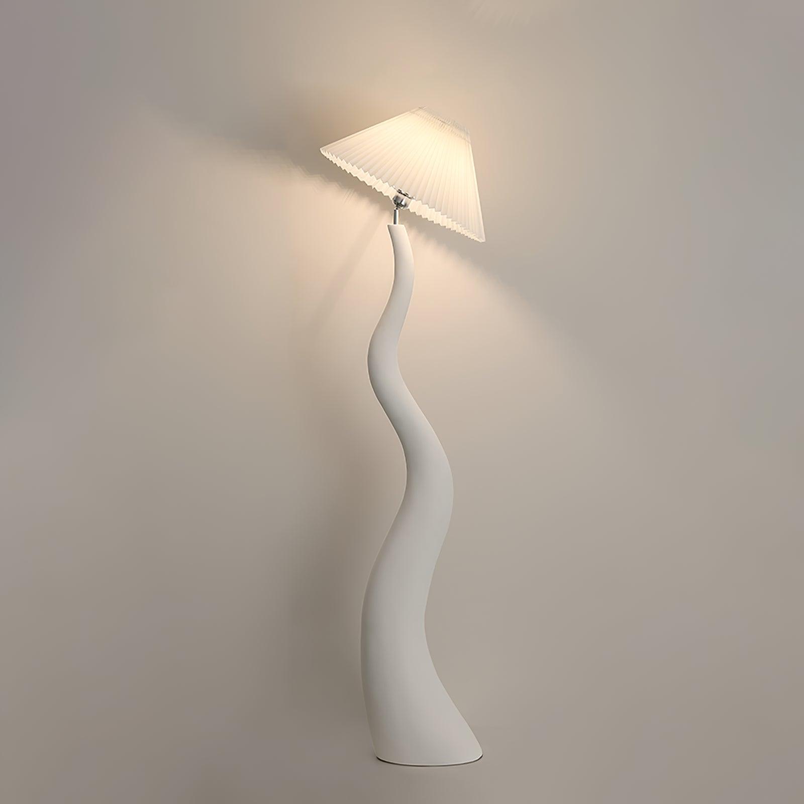 Lomario Floor Lamp