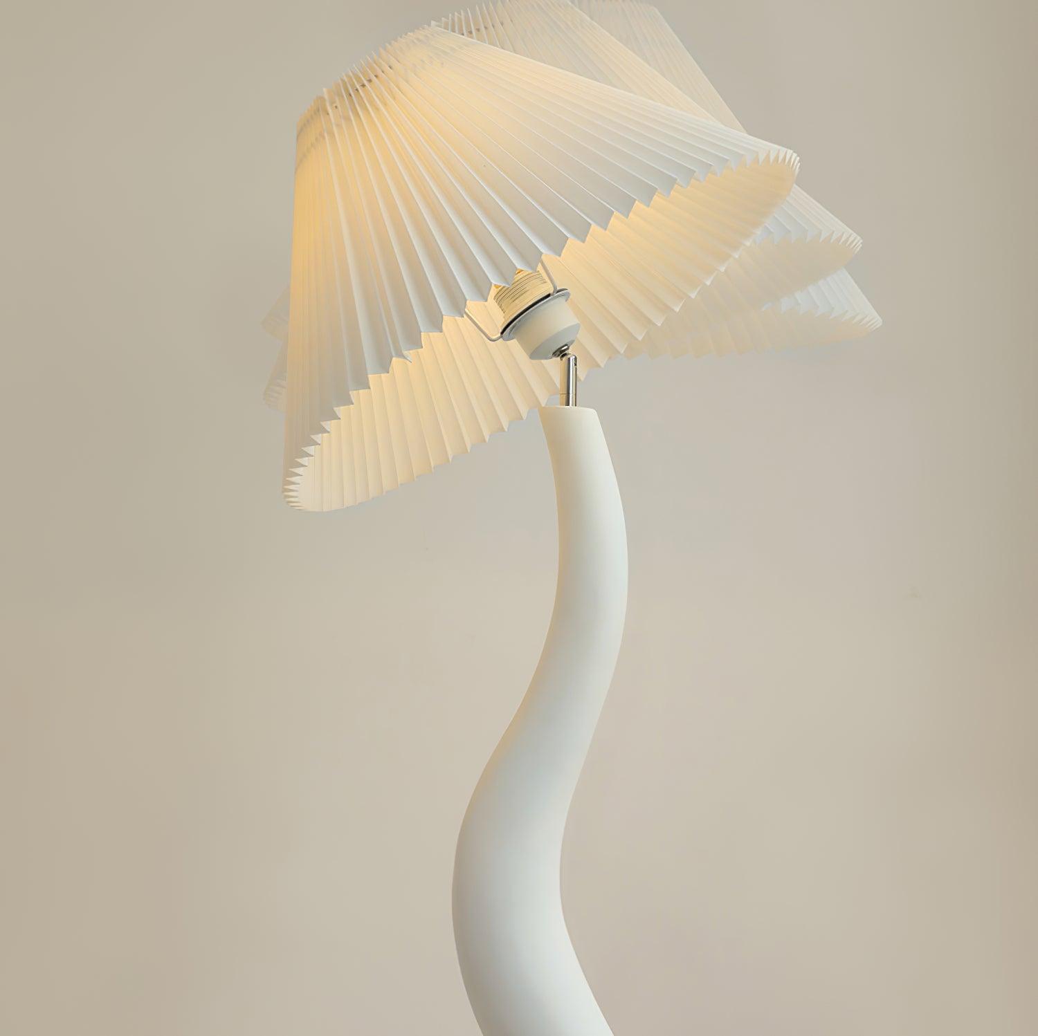 Lomario Floor Lamp