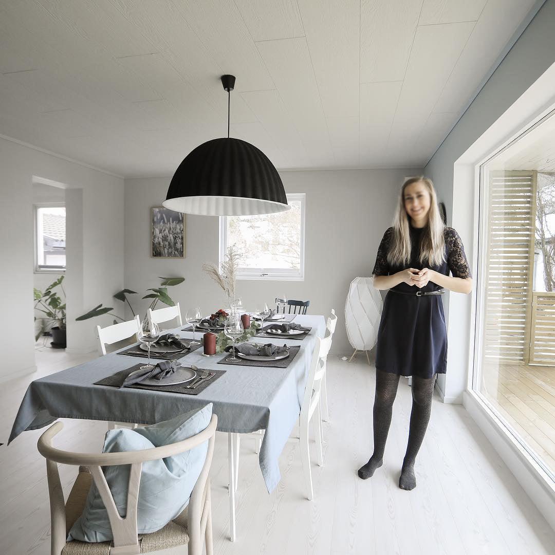Felyt Pendant Light