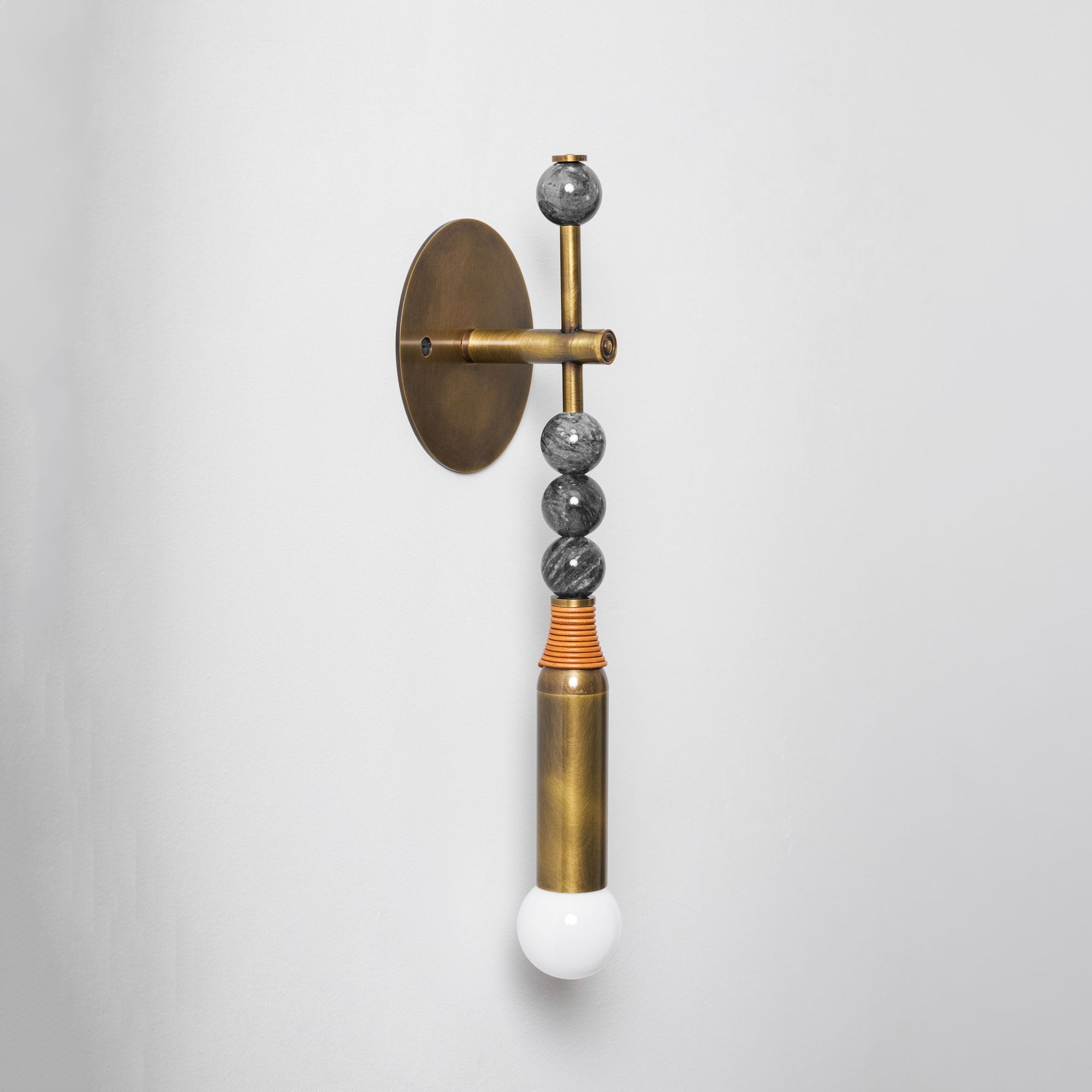 Yaror Wall Light