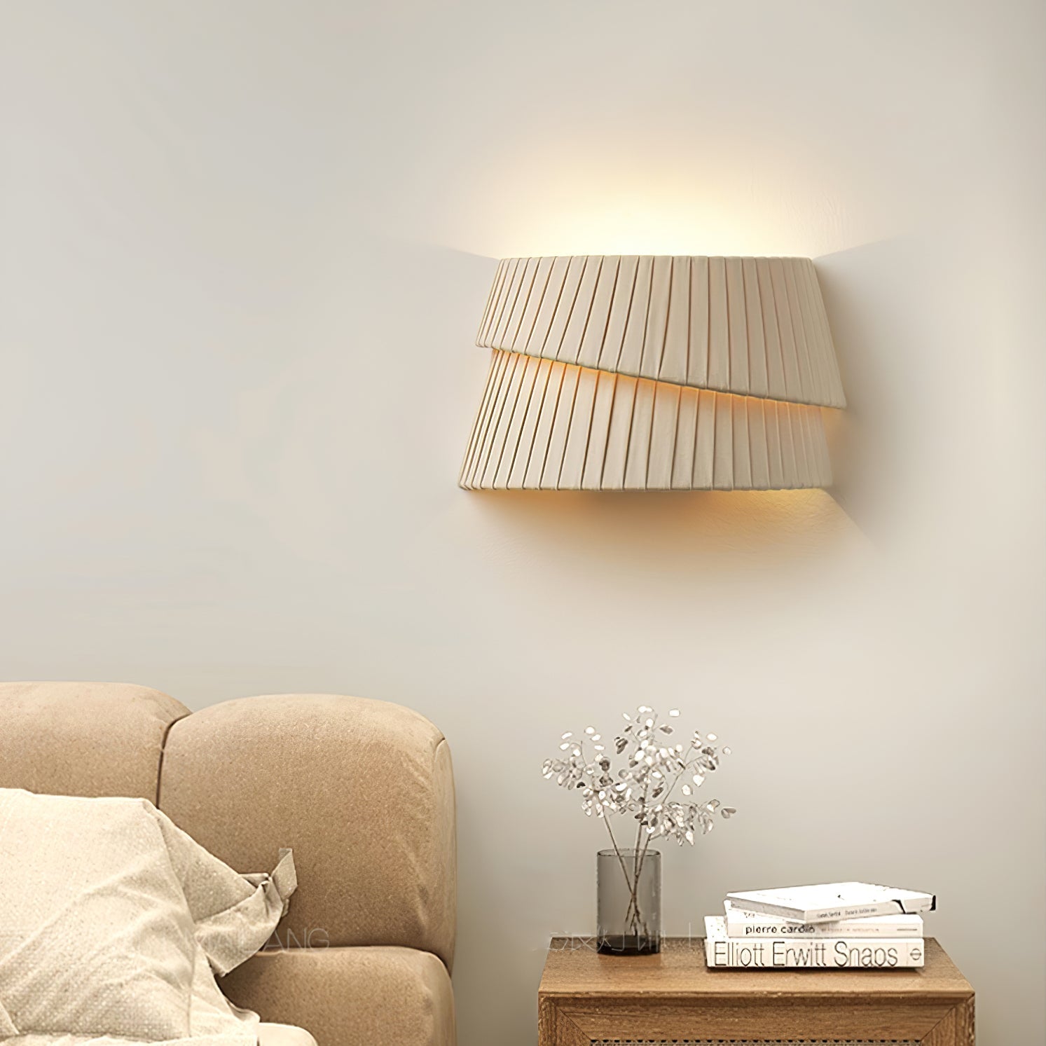 Melo Twist Japandi Wall Light