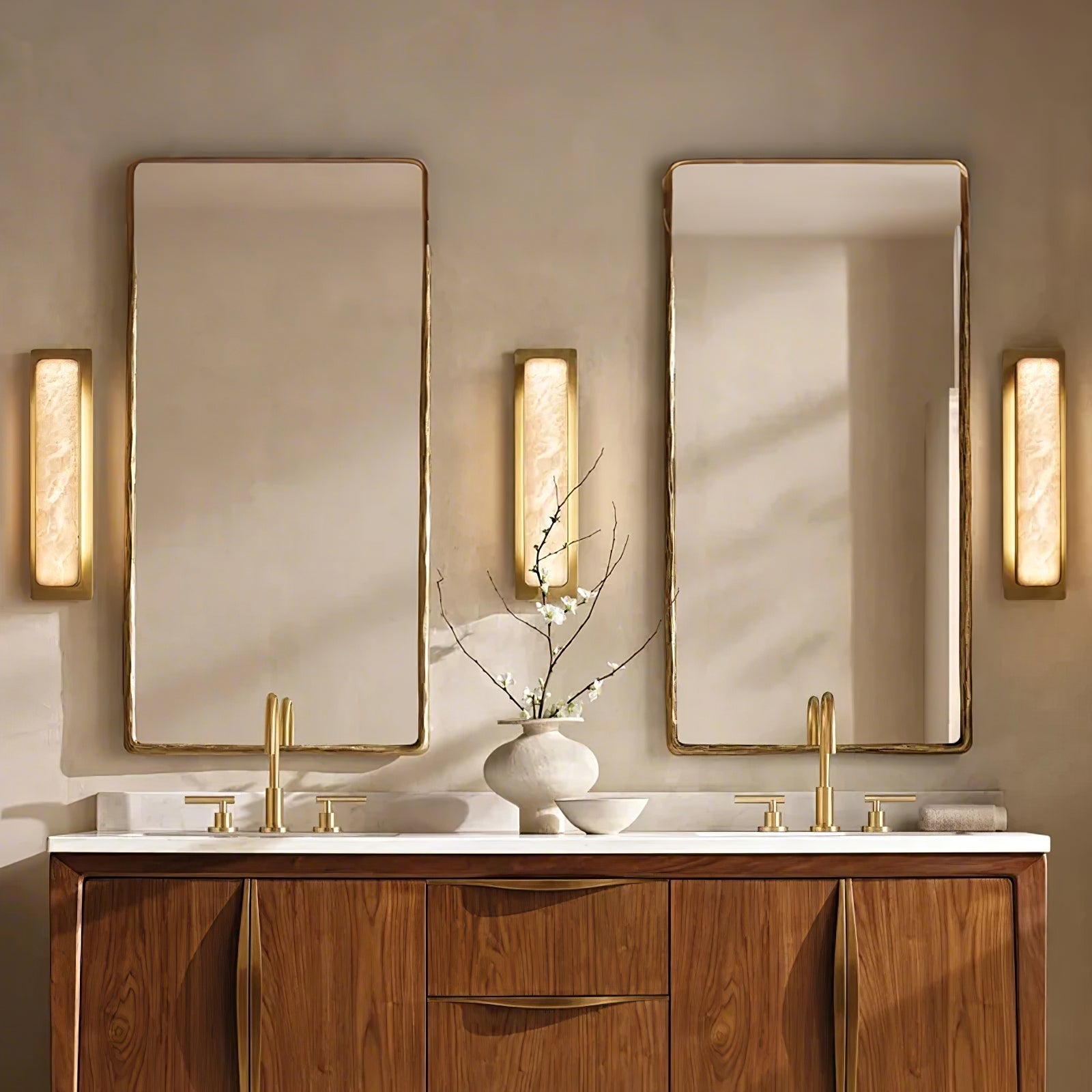 Joades Wall Light
