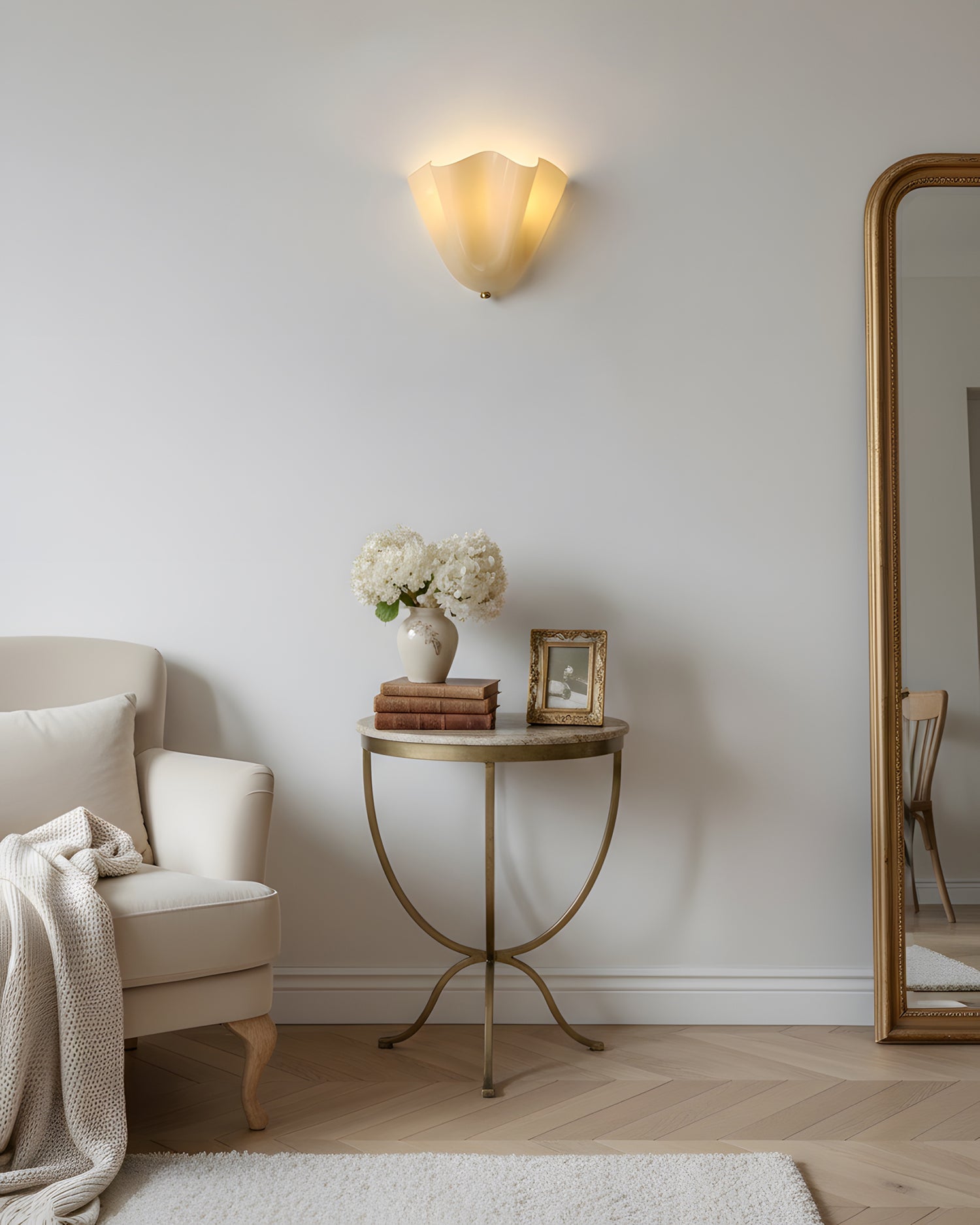 Wrena Wall Light