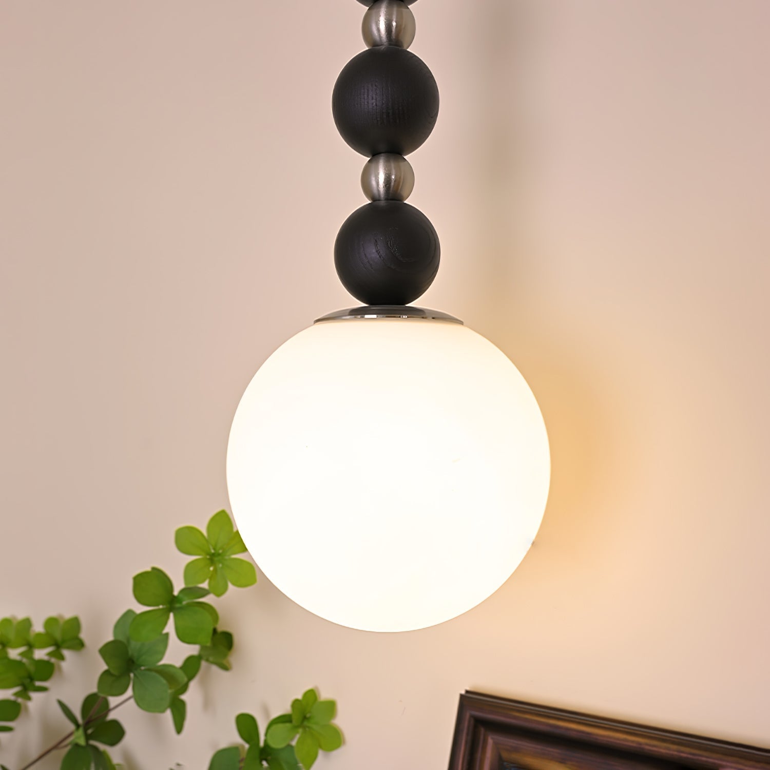 Mentis Pendant Light