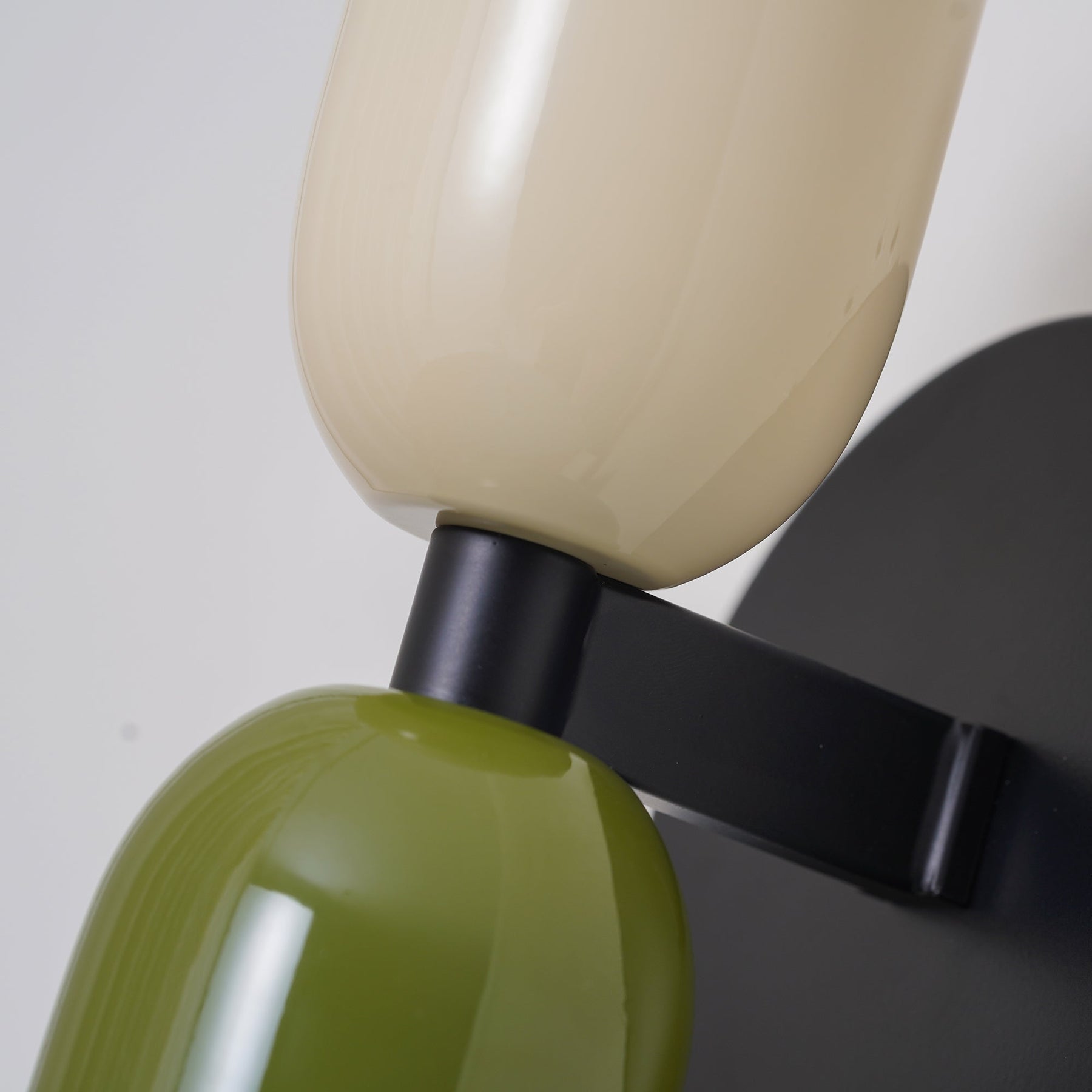 Louvel Wall Light