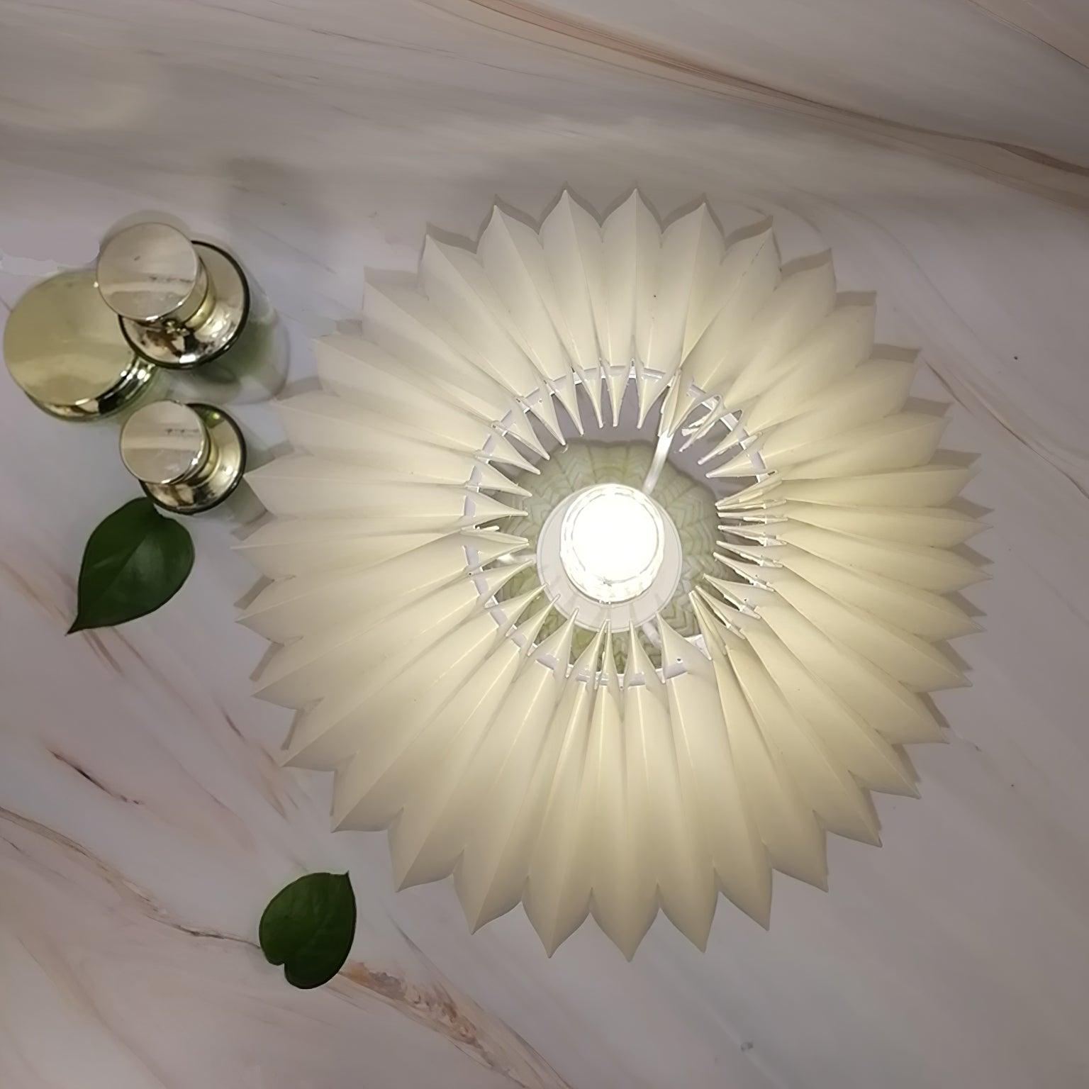 Wryzon Ceramic Table Lamp