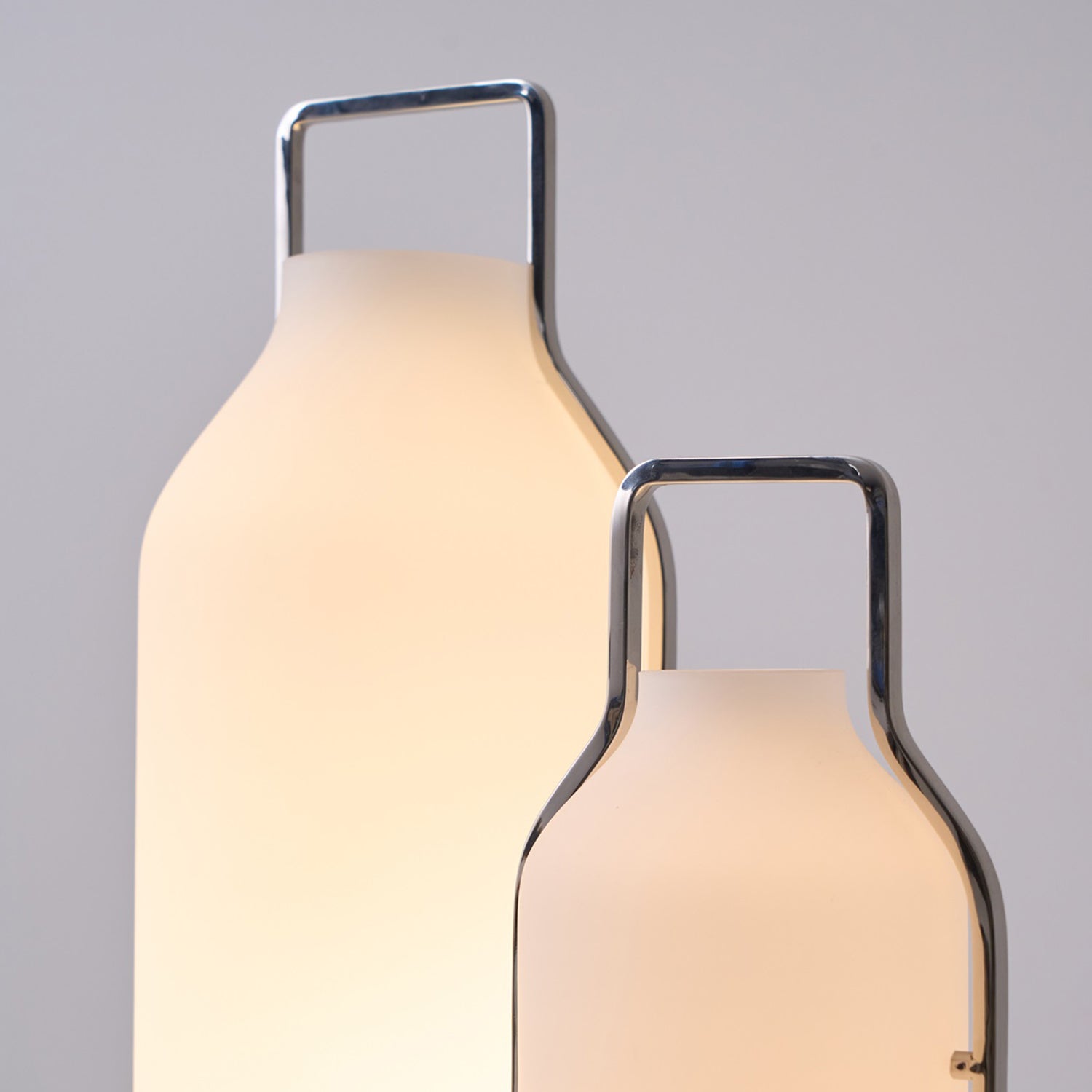 Veinza Table Lamp