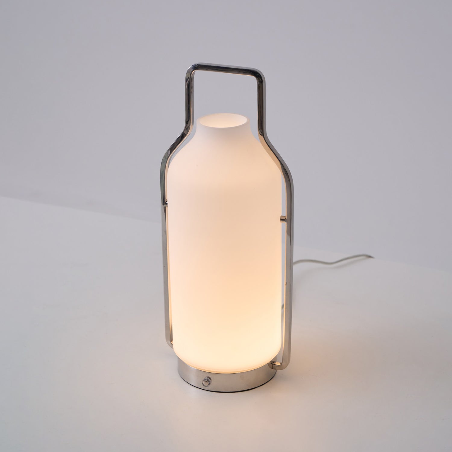 Veinza Table Lamp