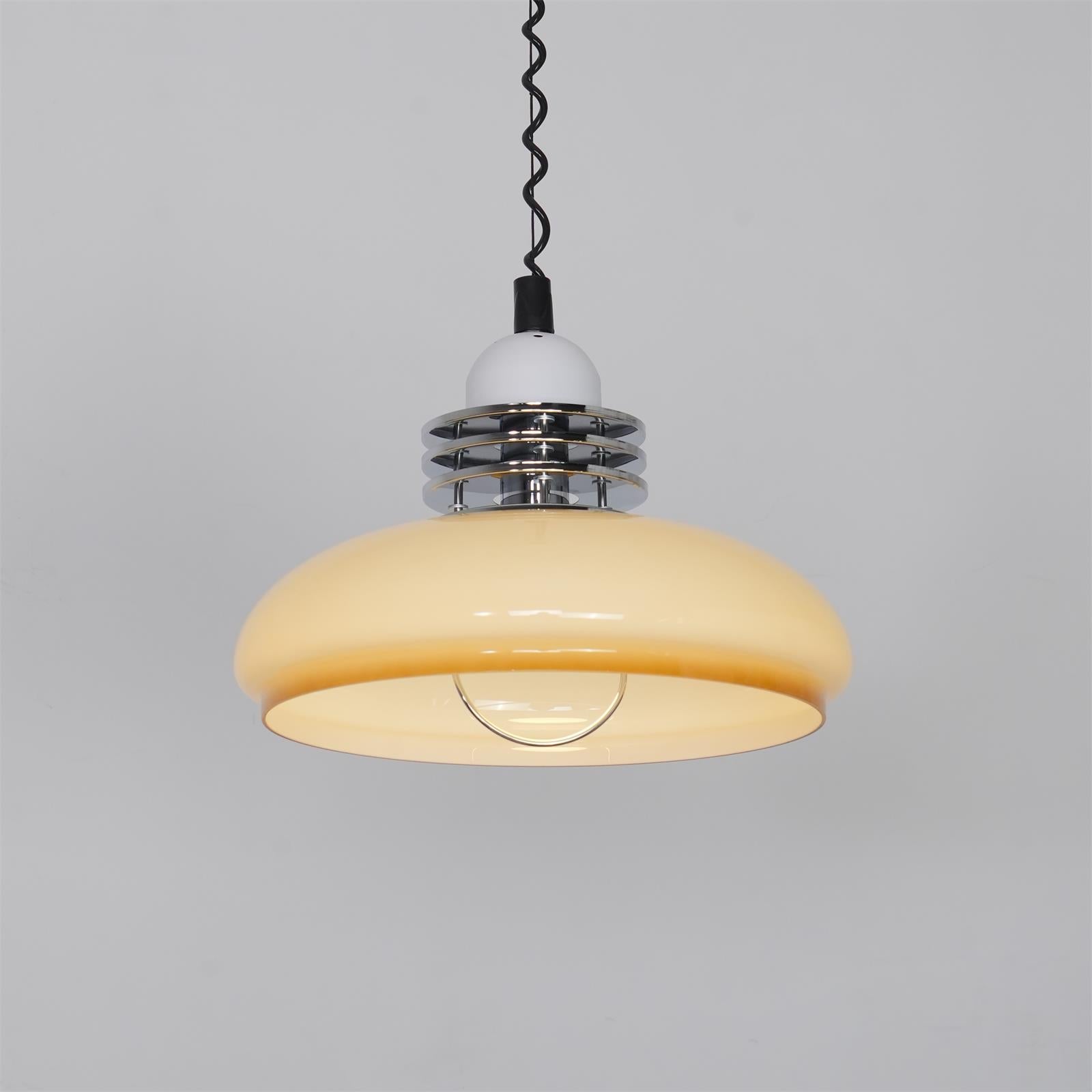 Mevistos Pendant Light