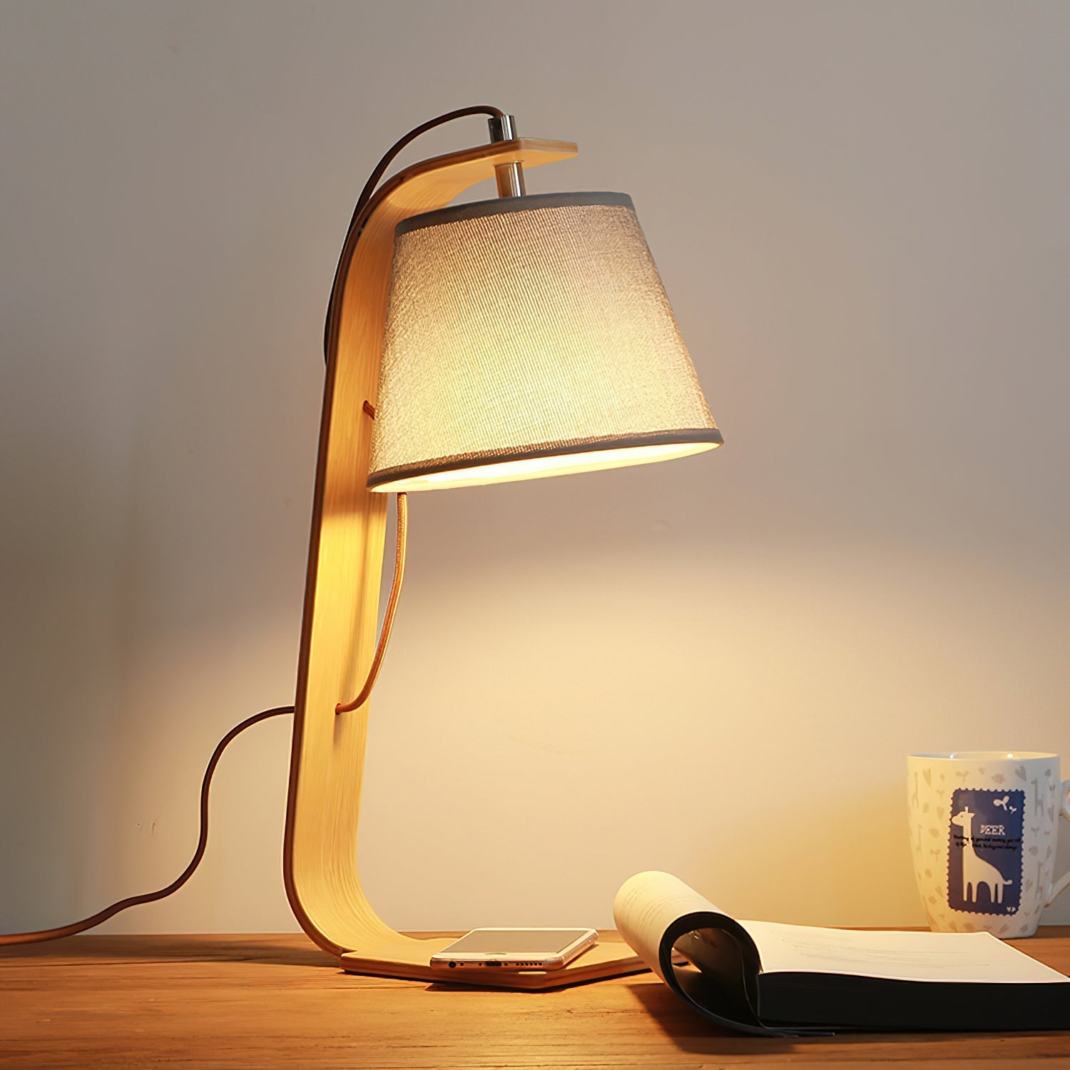 Dalwen Table Lamp