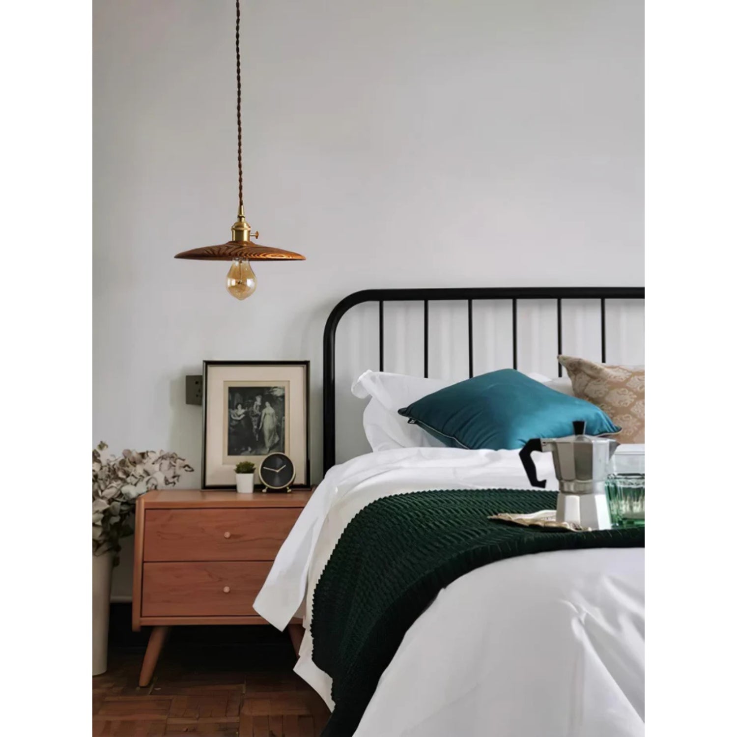 Coniwa Pendant Light